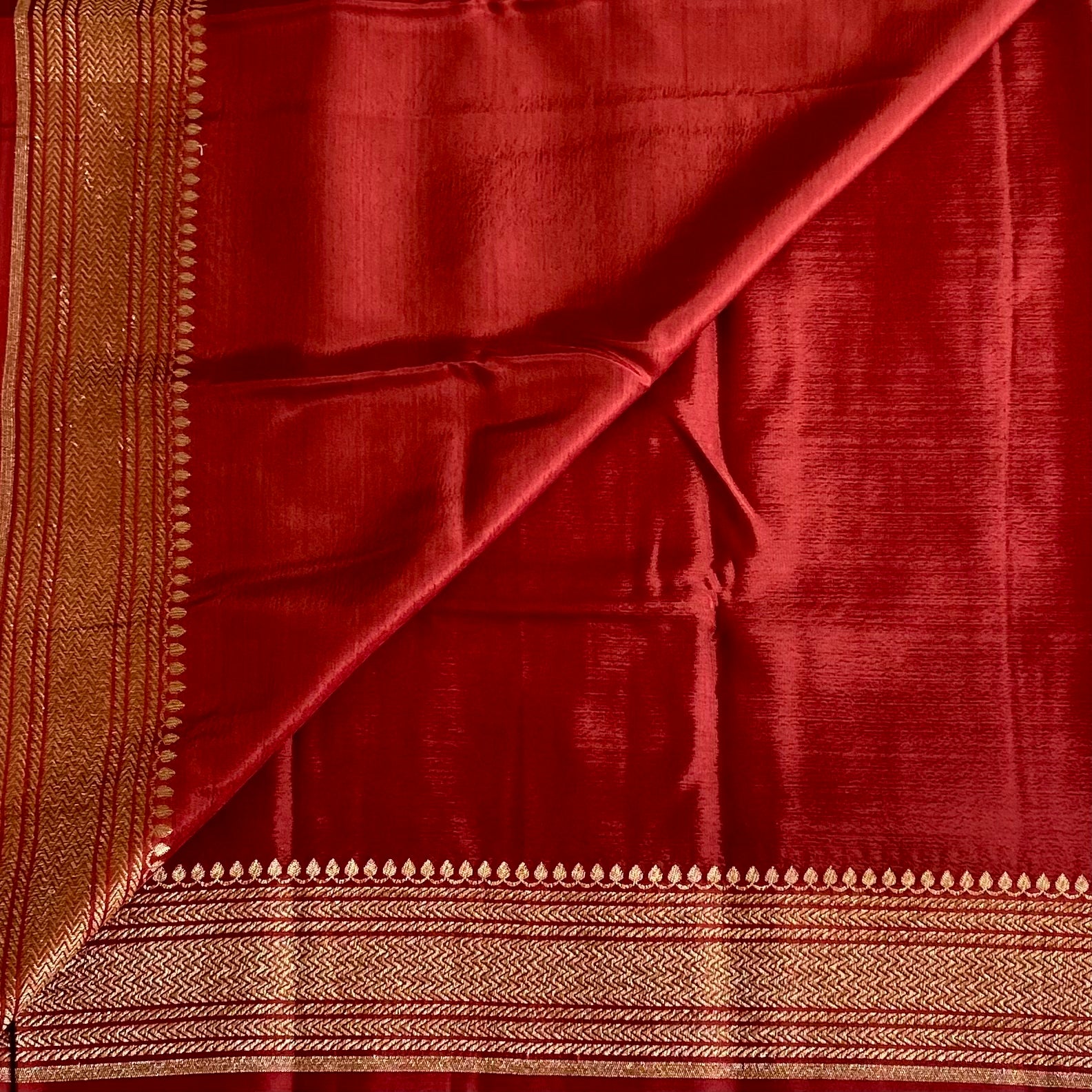 Deep Maroon Banarasi Crepe Silk Saree With Antique Gold Brocade