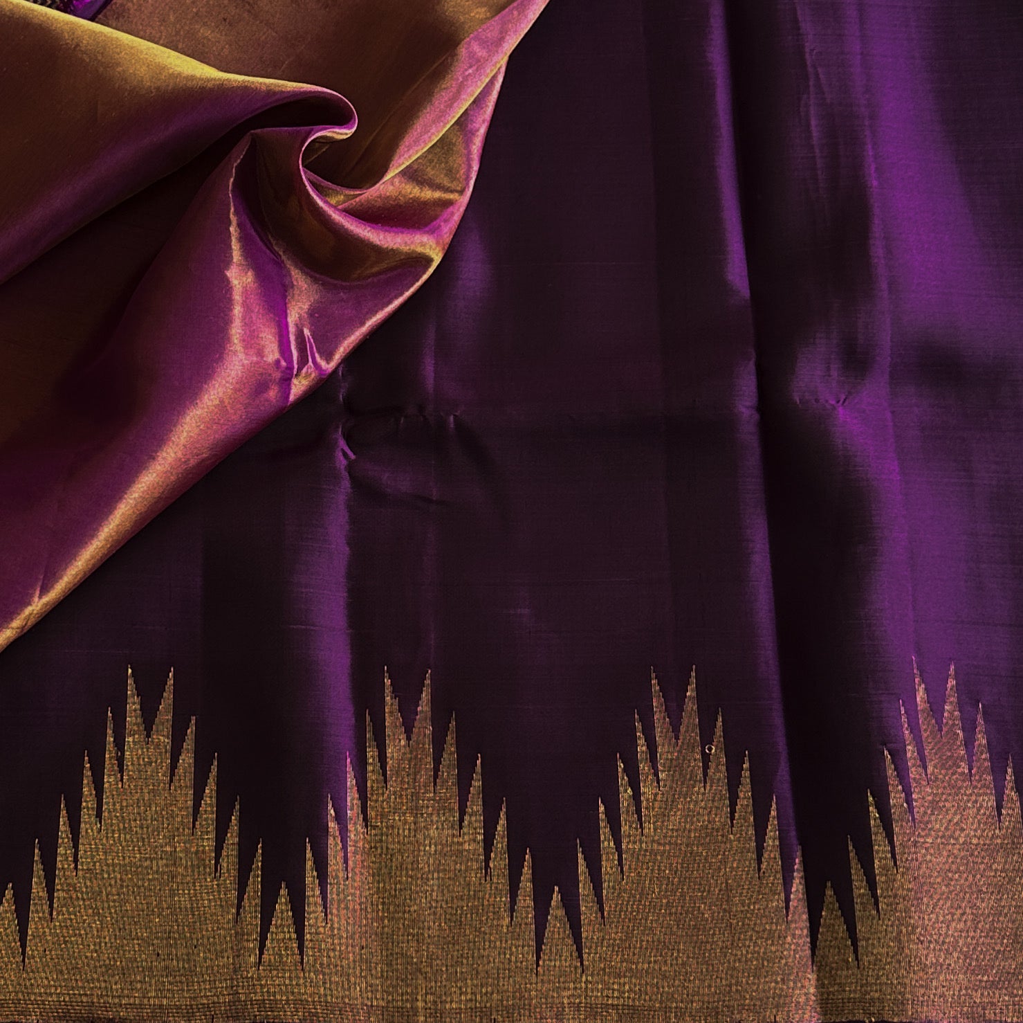 Deep Violet Silk Saree With Antique Gold Zari Border Pallu