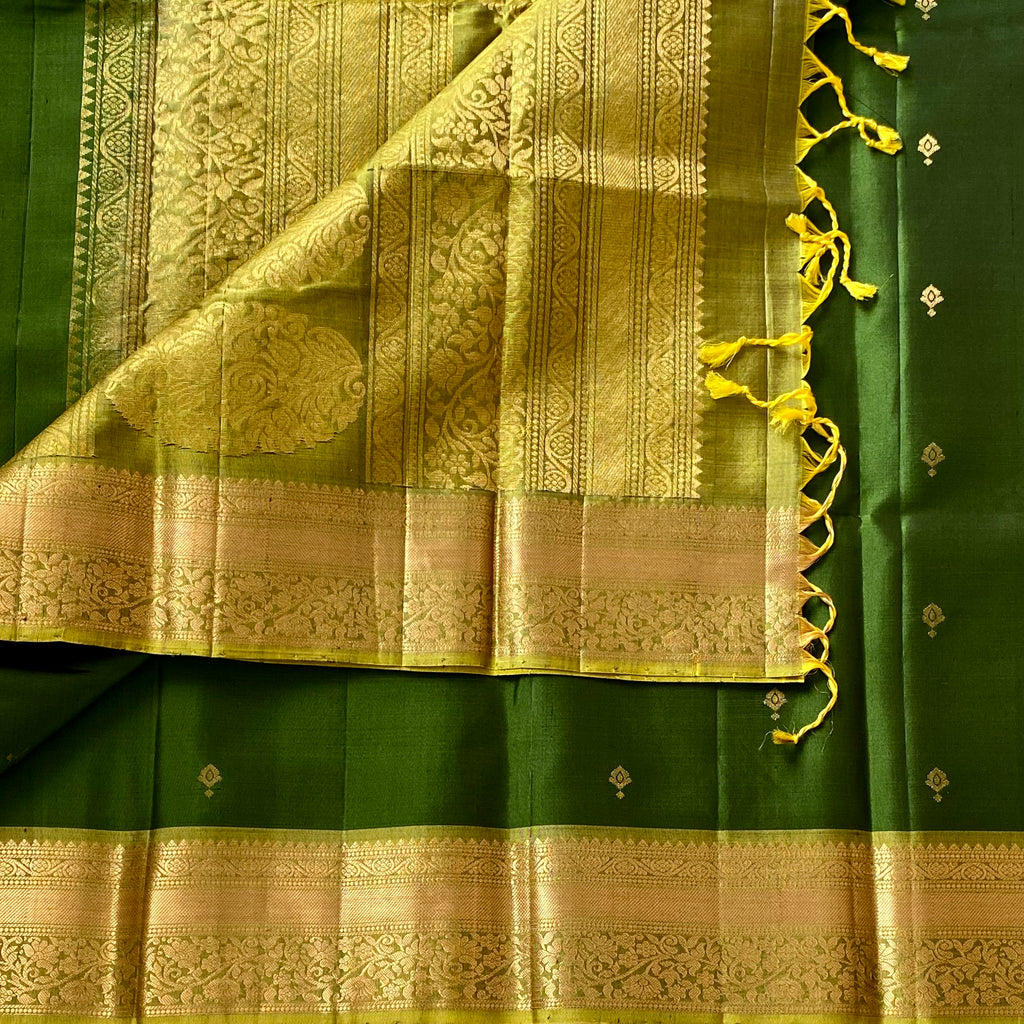 Olive Green Designer Pure Silk Saree Metallic Light Green Zari Border Contrast Pallu