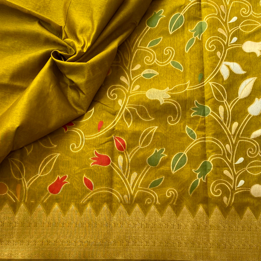 Olive Green Brocade Floral Saree With Gold Border Tassel Pallu