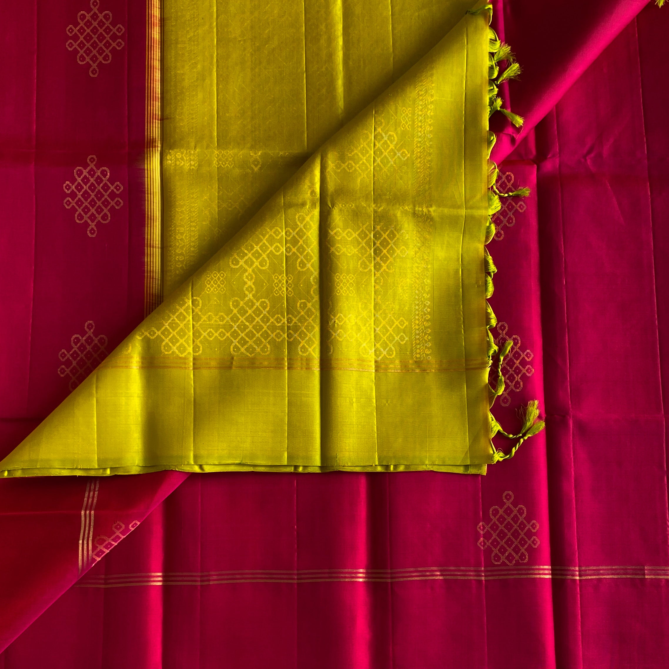 Cherry Pink Handwoven Silk Saree With Lime Yellow Kollam Zari Woven Beauty