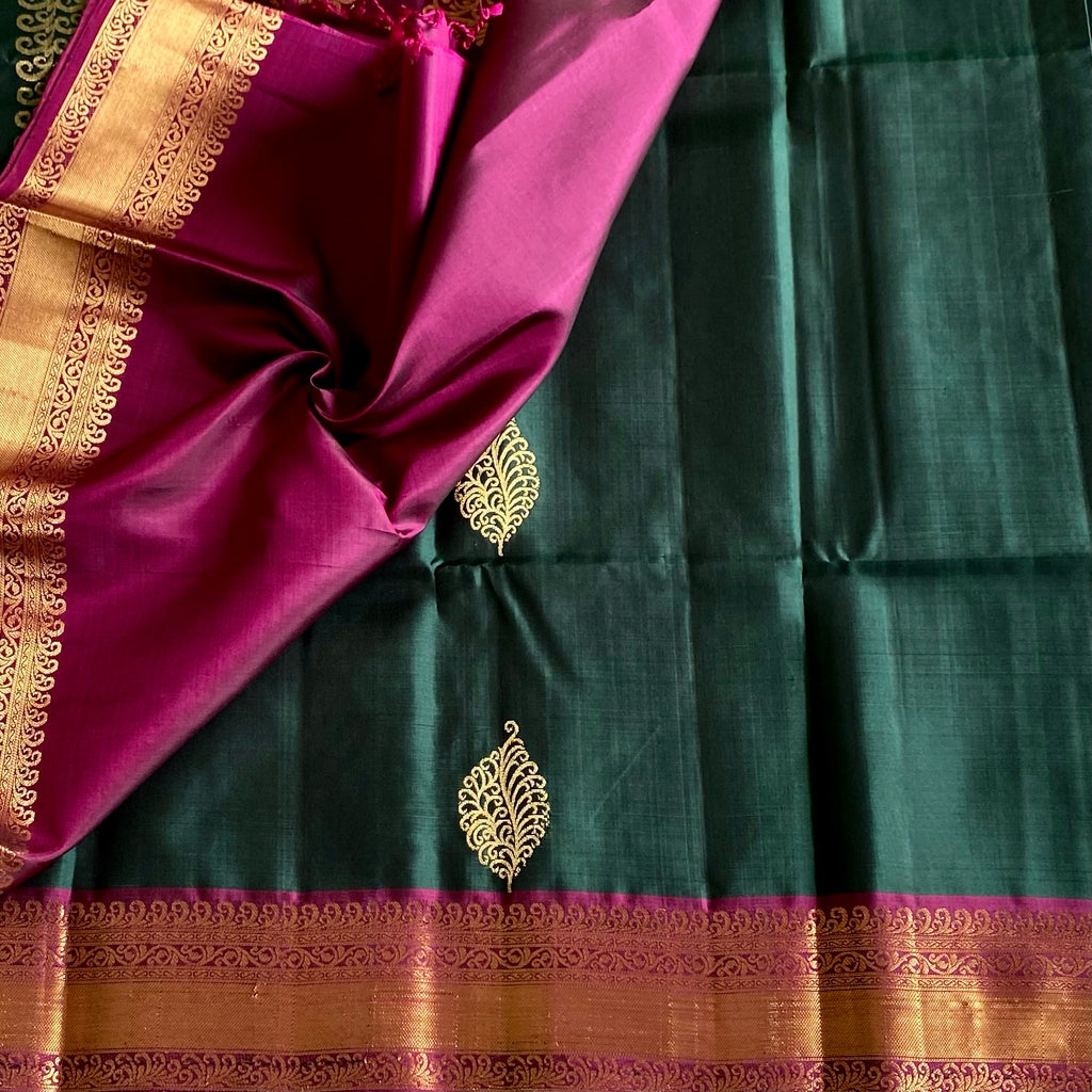 Deep Emerald Green Designer Pure Silk Saree With Rich Magenta Pallu