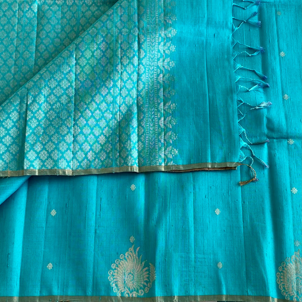 Dreamy Sea Blue Handwoven Pure Raw silk With Contrast Blouse