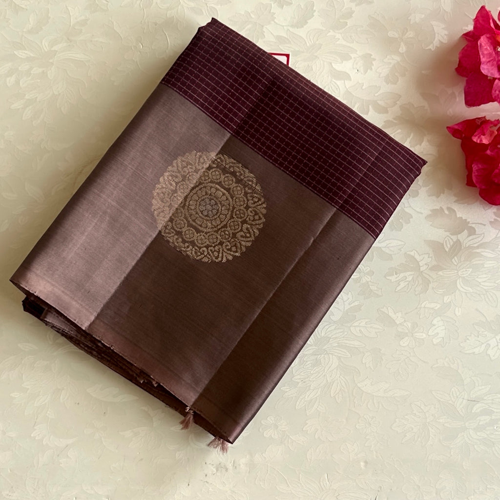 Burgundy Rose Gold Brocade Silk Saree Floral Pallu Traditional Wear