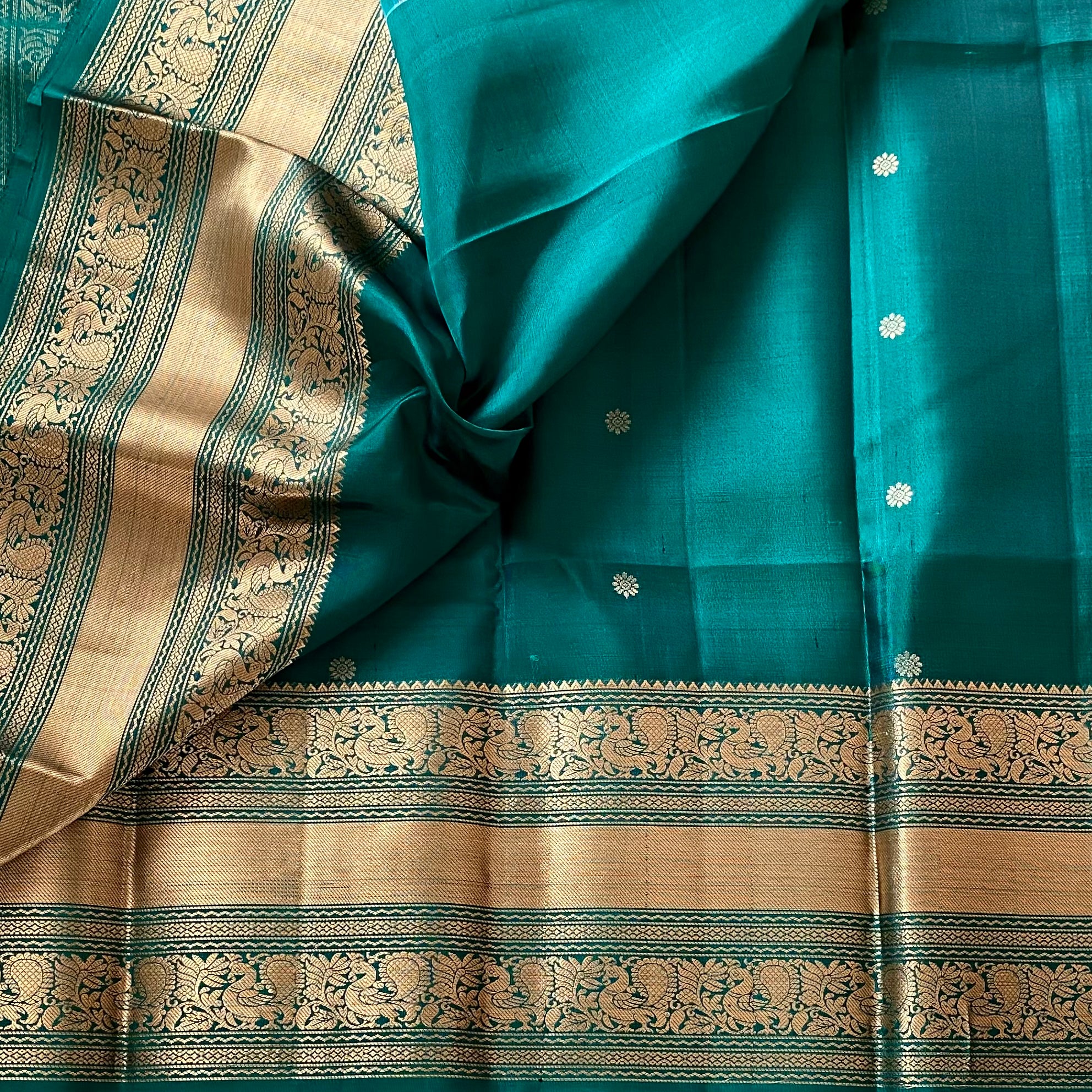 Emerald Green Designer Pure Silk Saree Metallic Gold Zari Border