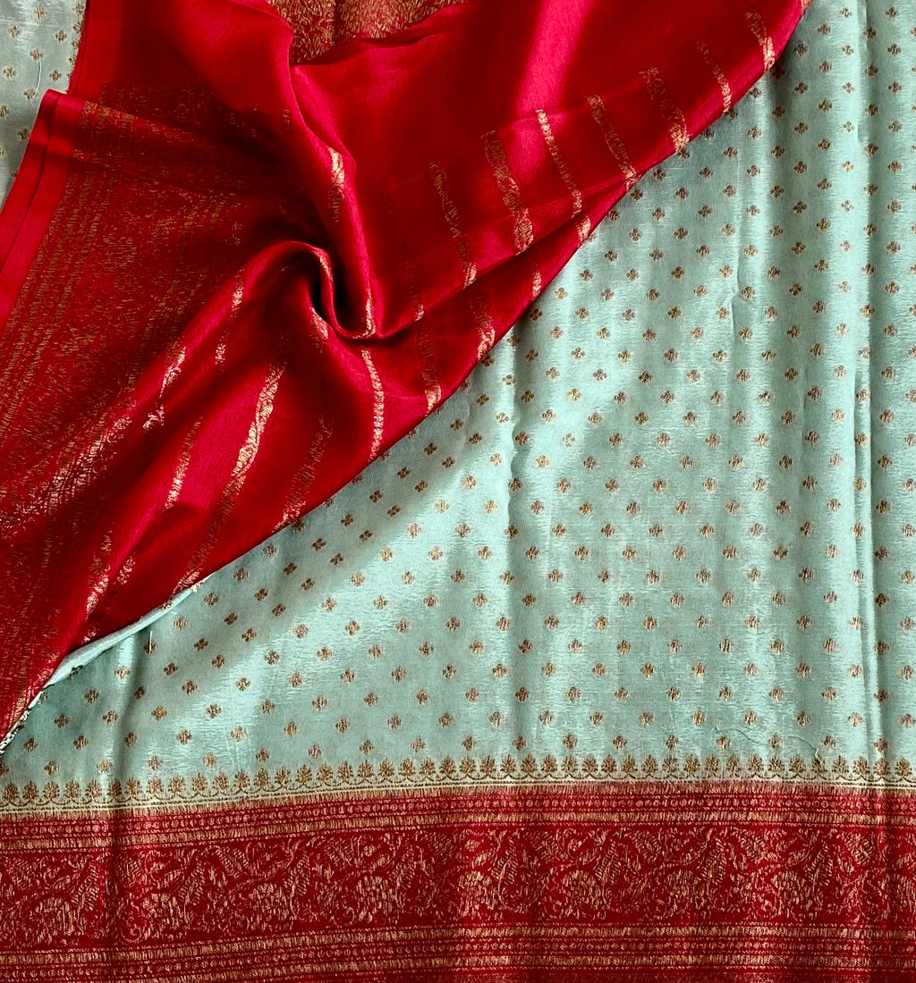 Mint Green Banarasi Crepe Silk Saree With Rani Pink Pallu