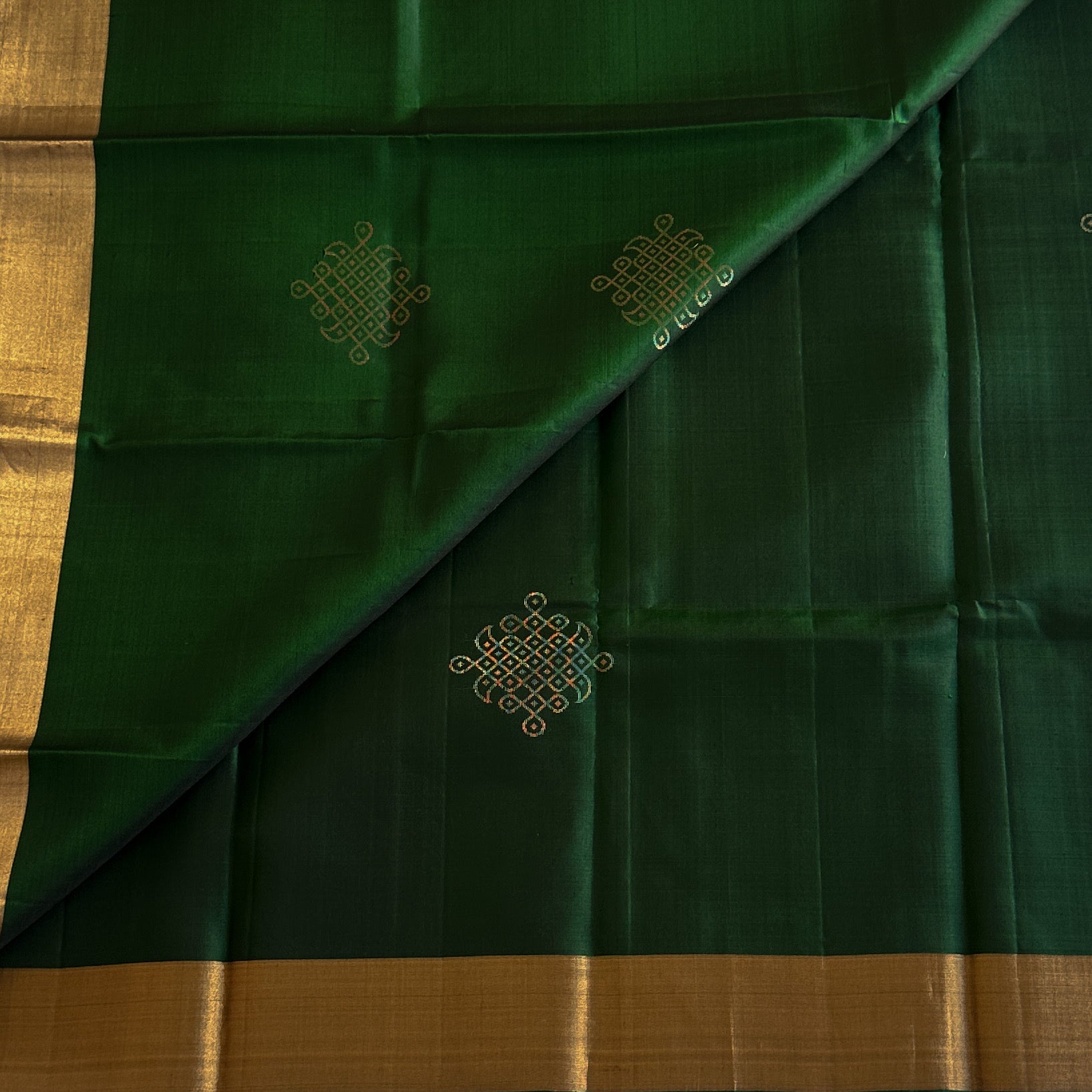 Forest Green Fuchsia Silk Saree Geometric Buta Gold Zari Border