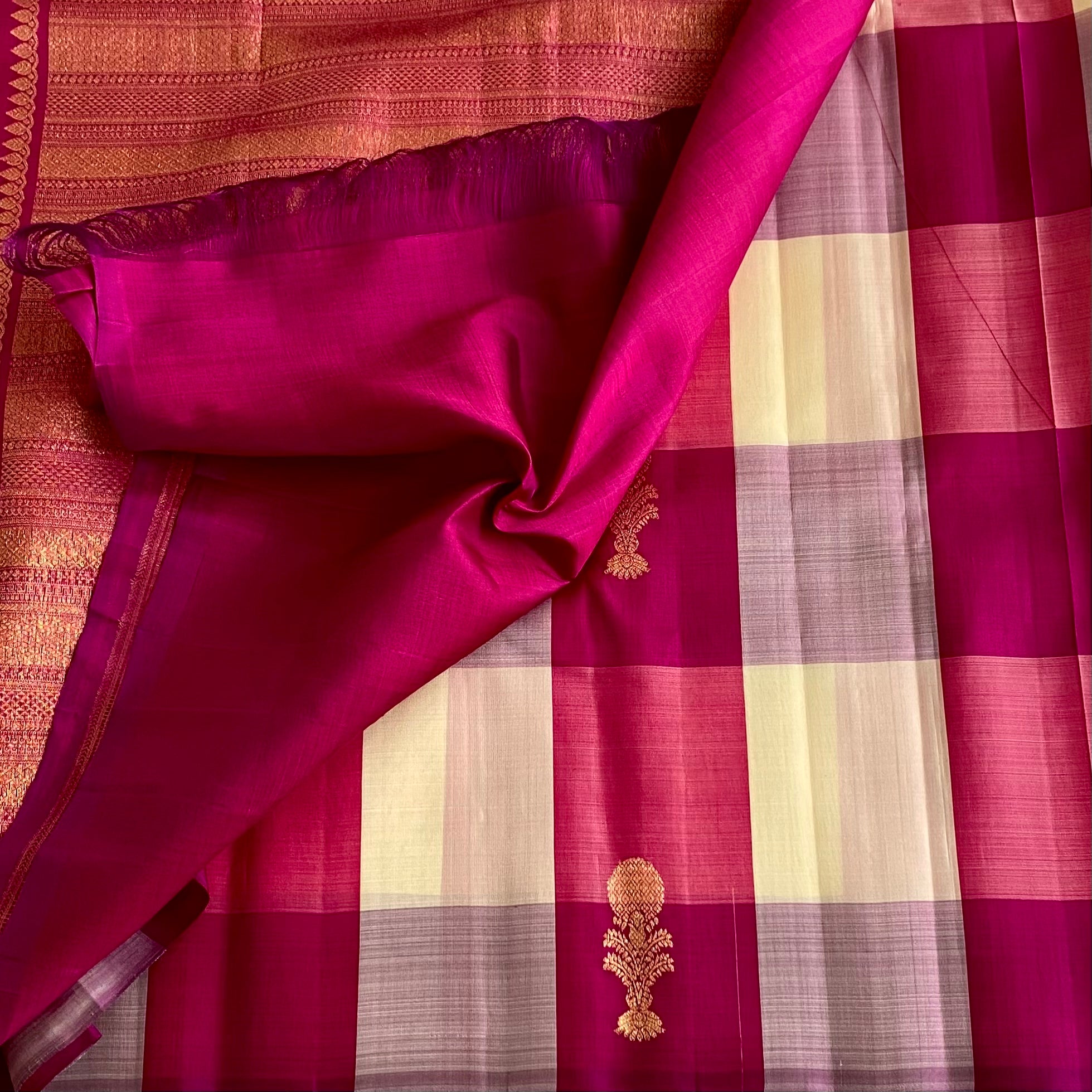 Berry Pink And Ivory Kanjeevaram Pure Zari Silk Saree With Zari Checks