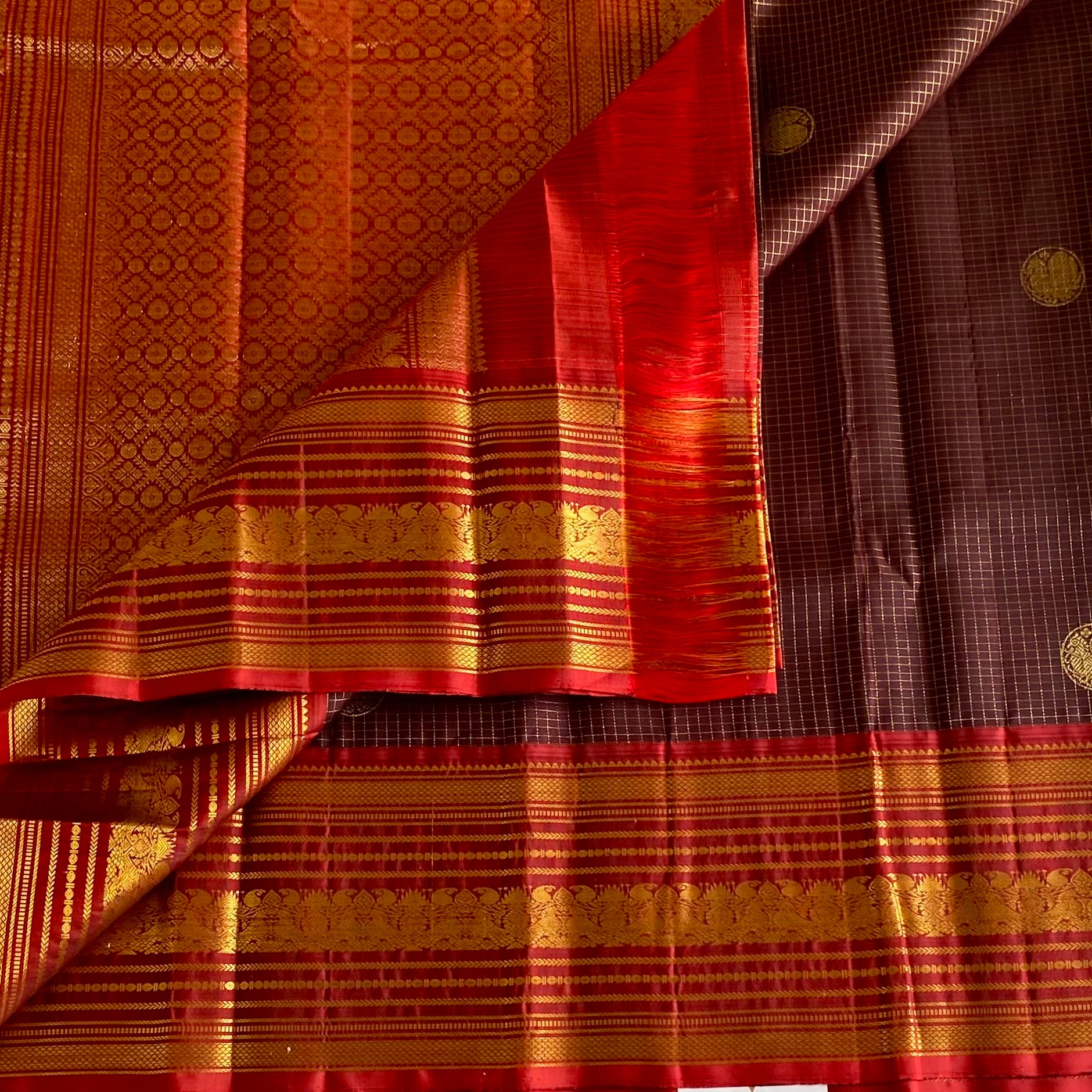 Chocolate Brown Checkered Kanjeevaram Pure Zari Silk Saree With Rich Red Pallu