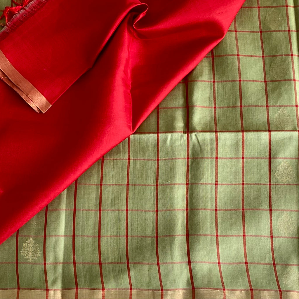 Sage Green Designer Pure Silk Saree With Crimson Red Pallu