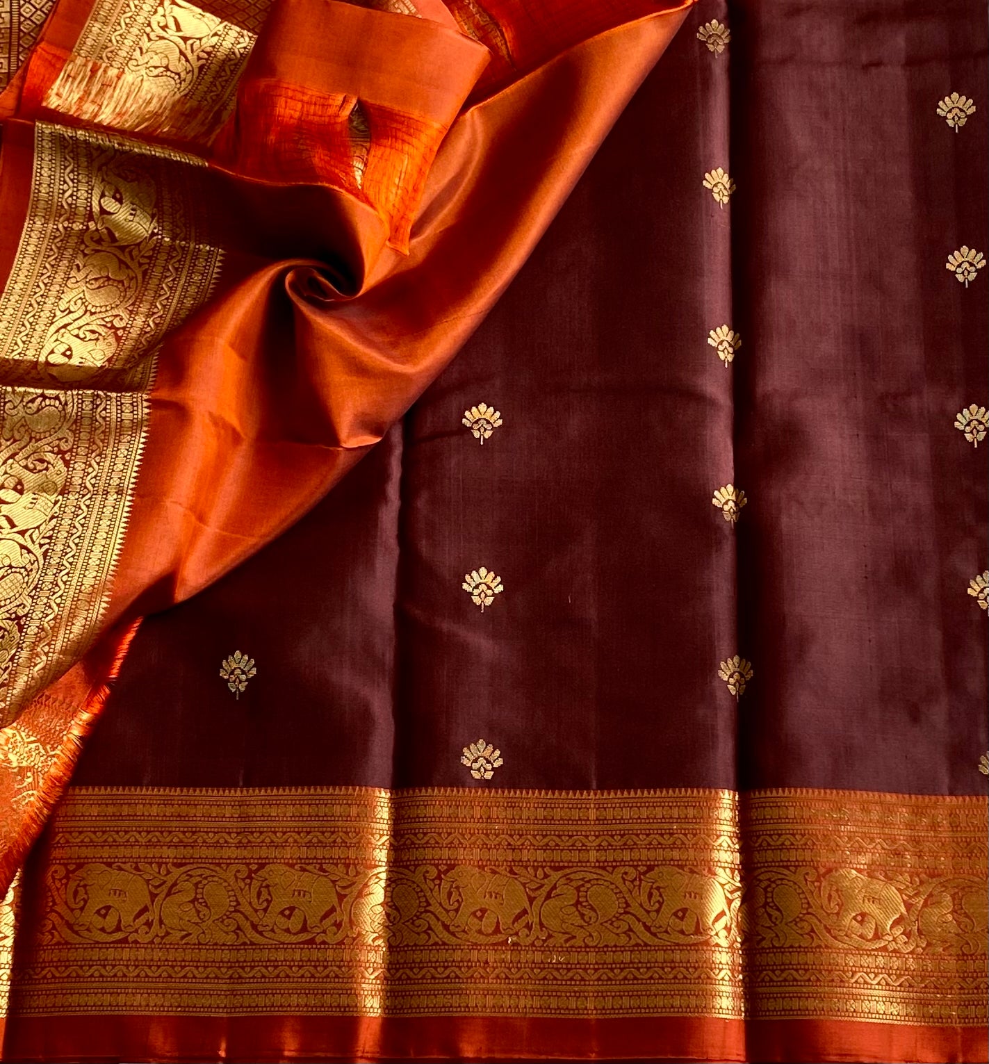 Deep Plum Silk Saree With Burnt Orange Zari Contrast Pallu