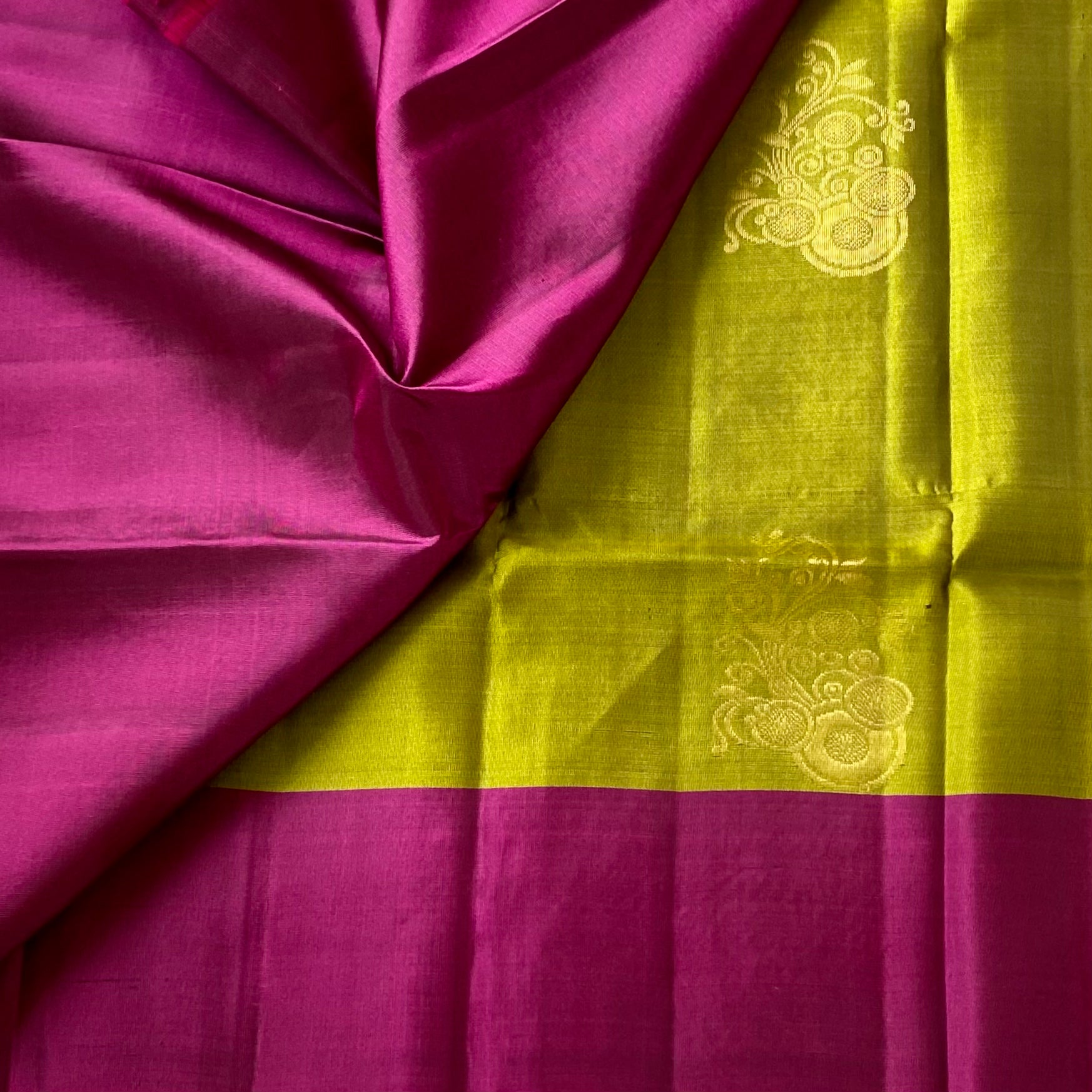 Magenta Olive Green Silk Saree Gold Brocade Floral Pallu