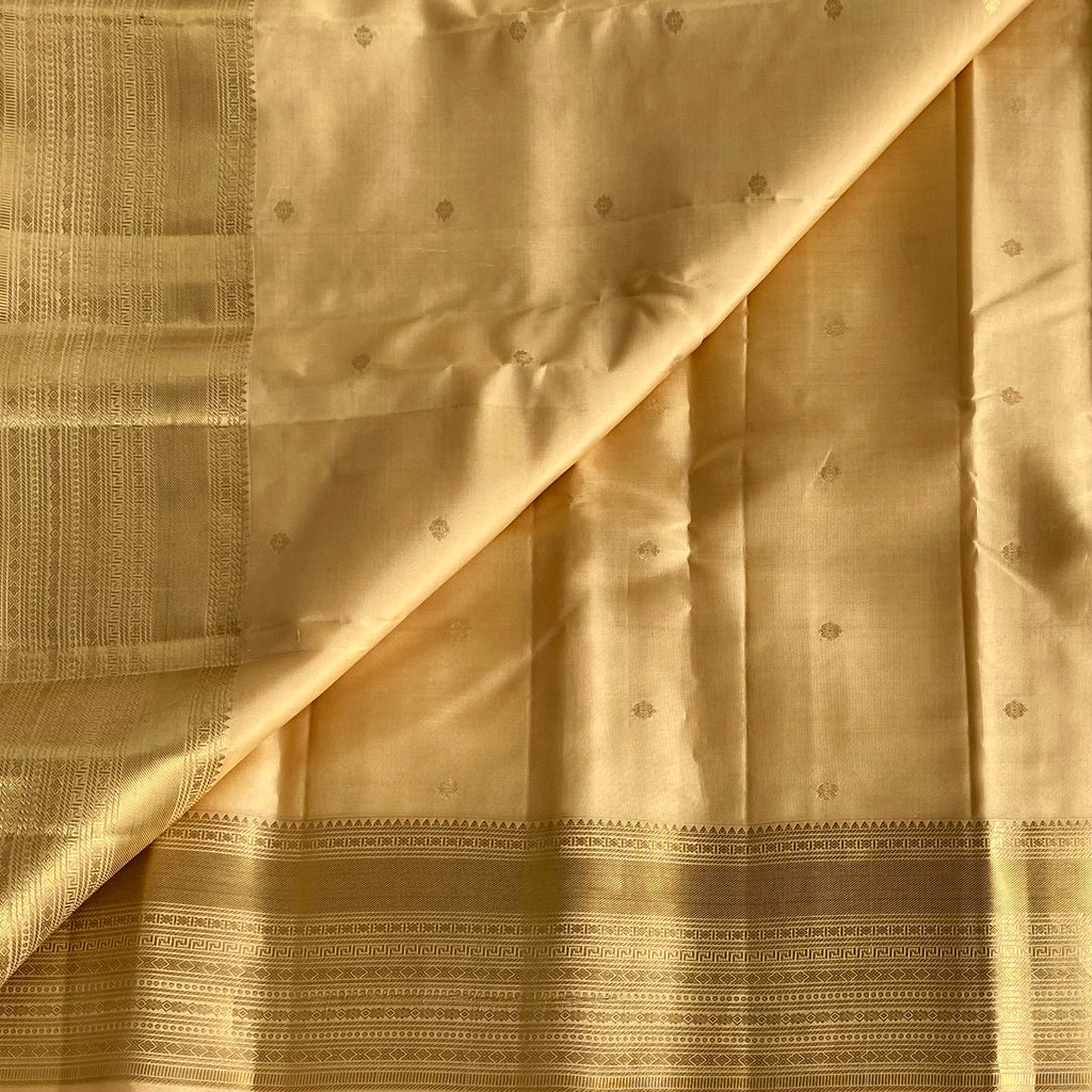 Antique Gold Designer Pure Silk Saree With Champagne Pallu