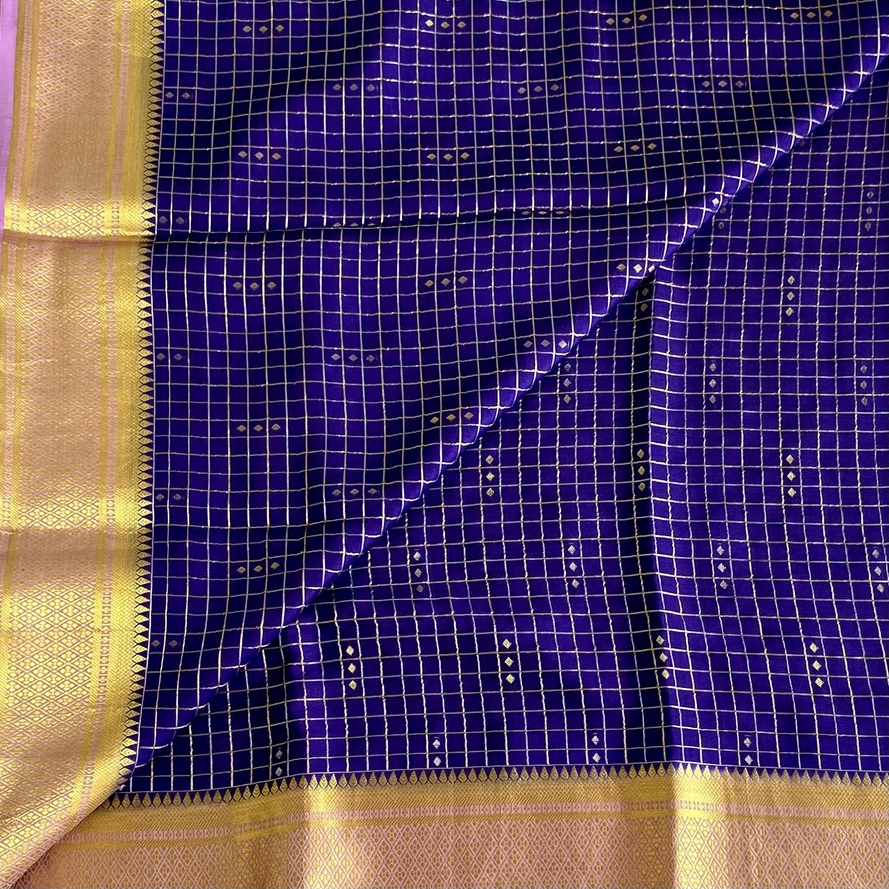 Lavender Mysore Crepe Silk Saree With Royal Blue Pallu