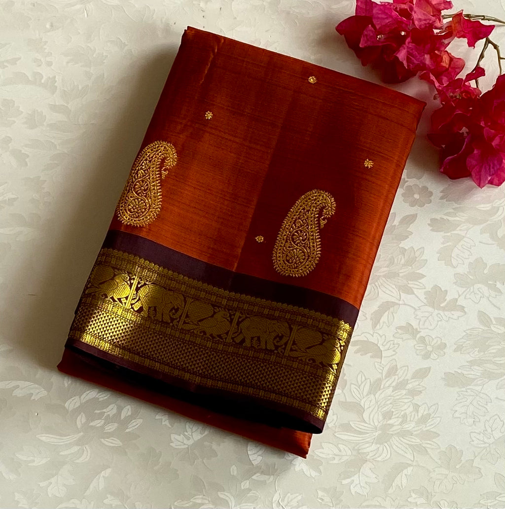 Maroon Kanjivaram Silk Saree Deep Purple Pallu Gold Zari Traditional