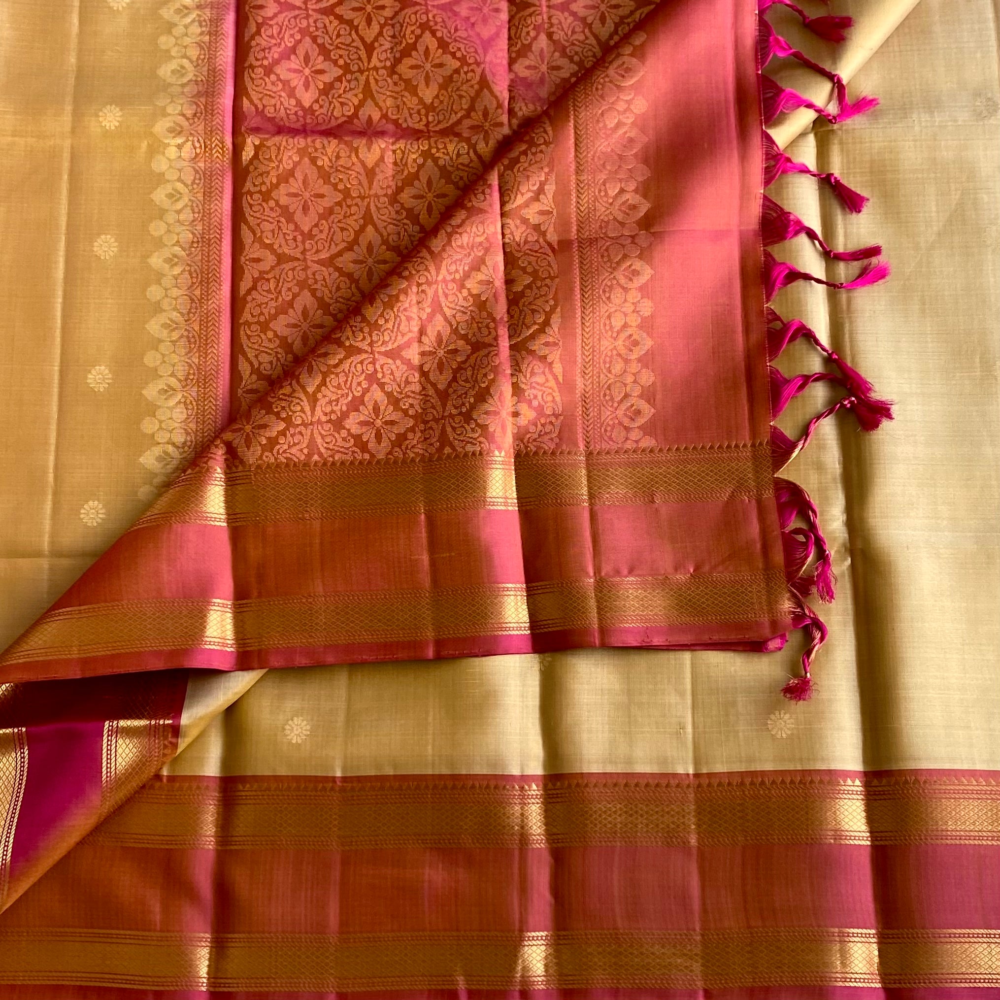 Pale Gold Designer Pure Silk Saree With Fiery Rose Pallu