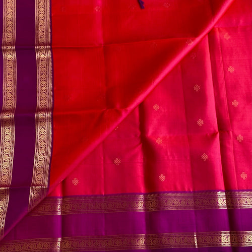 Amaranth Red Designer Pure Silk Saree With Dark Magenta Pallu And Kollam Butis
