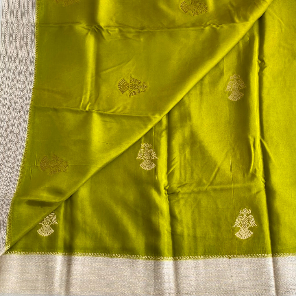 Chartreuse Soft Tussar Silk Saree With Cream Beige Border And Gold Buttas