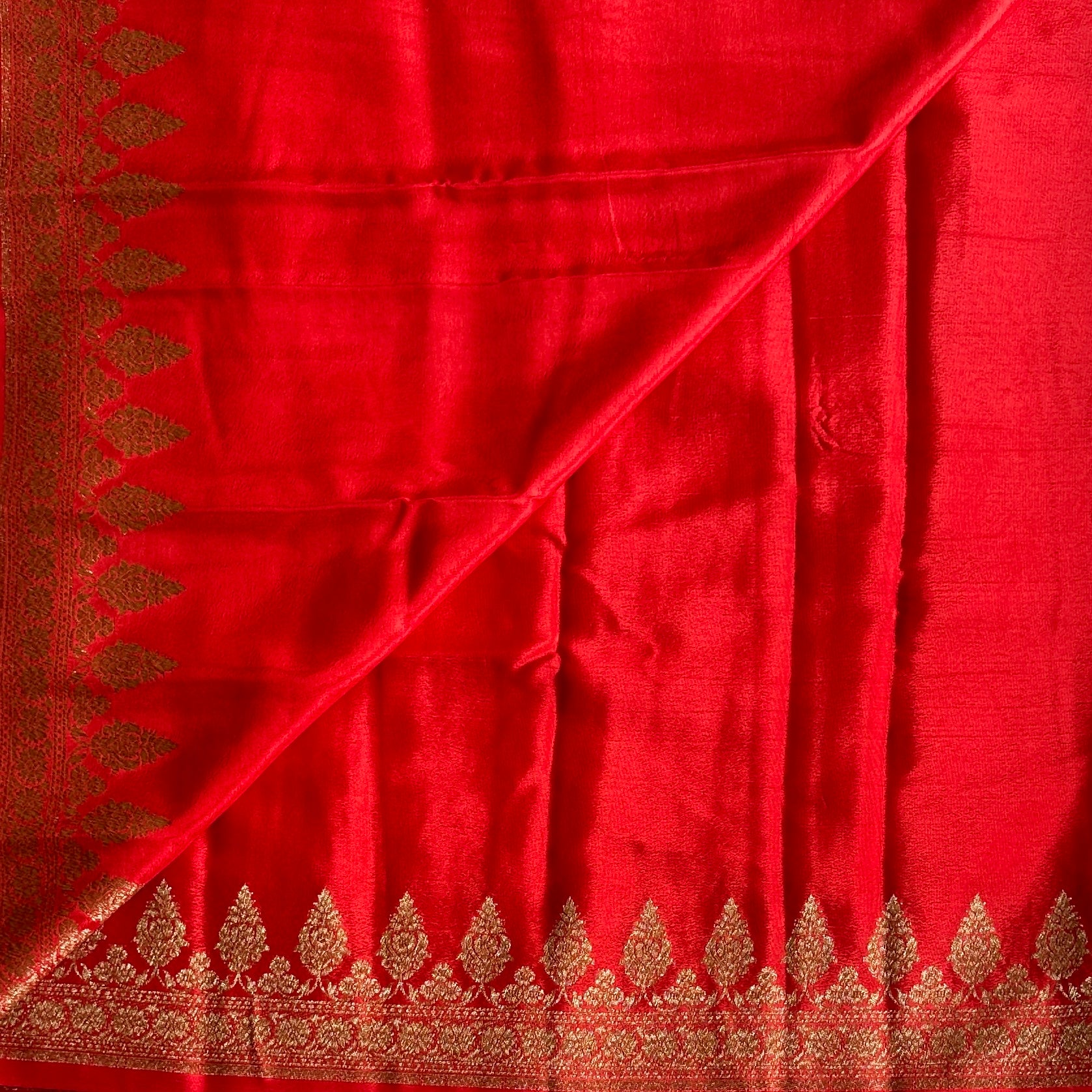 Scarlet Banarasi Soft Crepe with Antique Gold Woven Floral Border