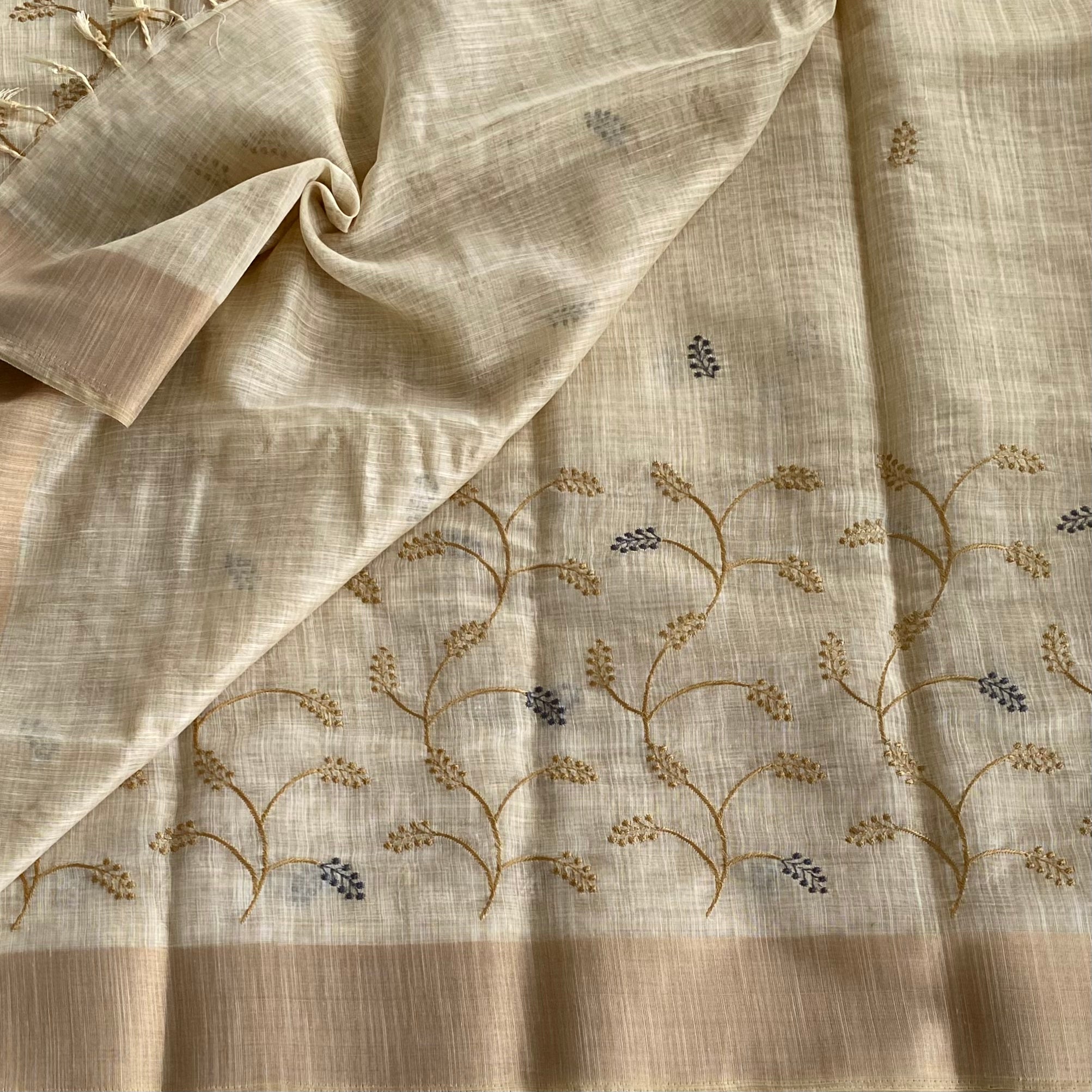 Ivory Beige Handwoven Vine Embroidered Saree with Beige Border