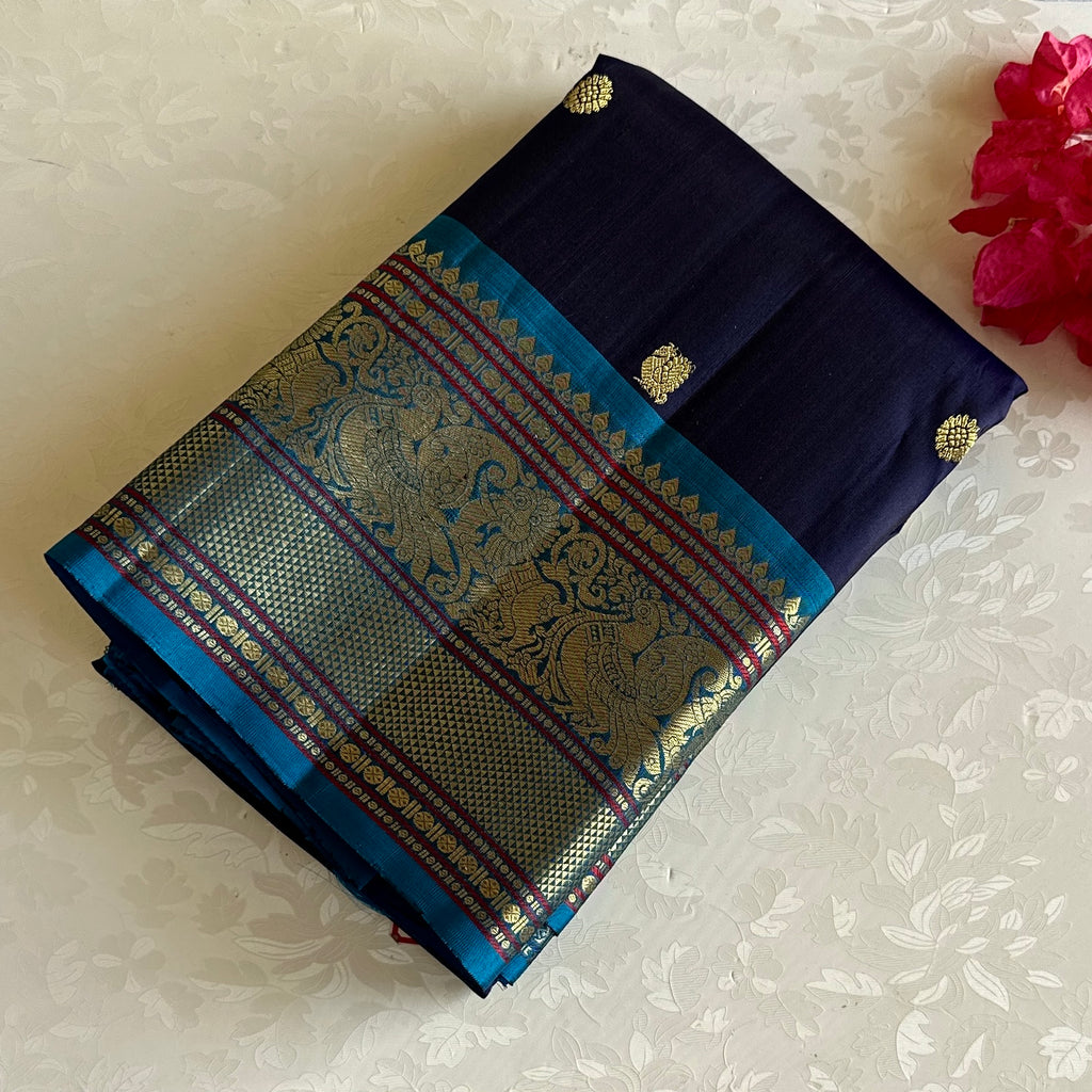 Midnight Navy Blue Kanjeevaram Pure Zari Silk Saree With Blue Pallu