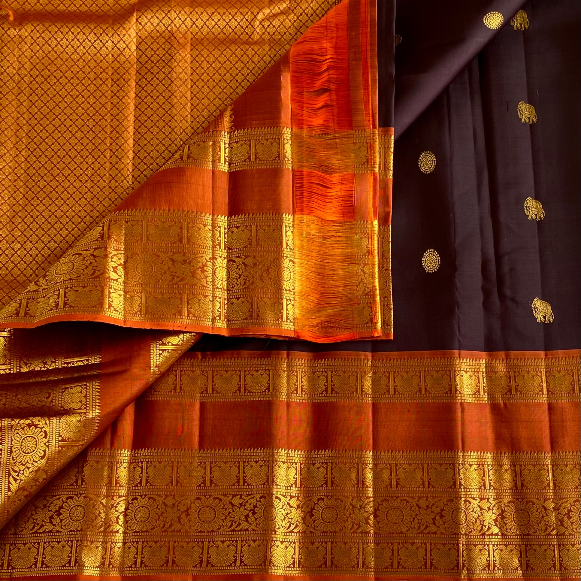 Espresso Brown With Rich Rust Stunner Pure Zari Kanjeevaram Silk