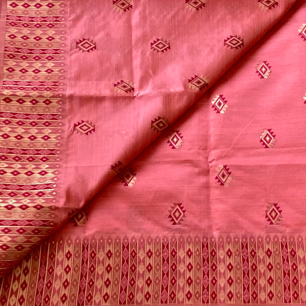Elegant Coral Pink Magenta Diamond Zari Saree With Tassel Border
