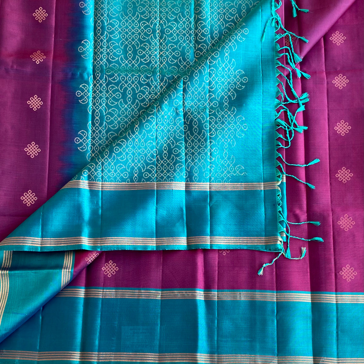 Deep Magenta Kollam Zari Designer Pure Silk Saree With Peacock Teal Pallu