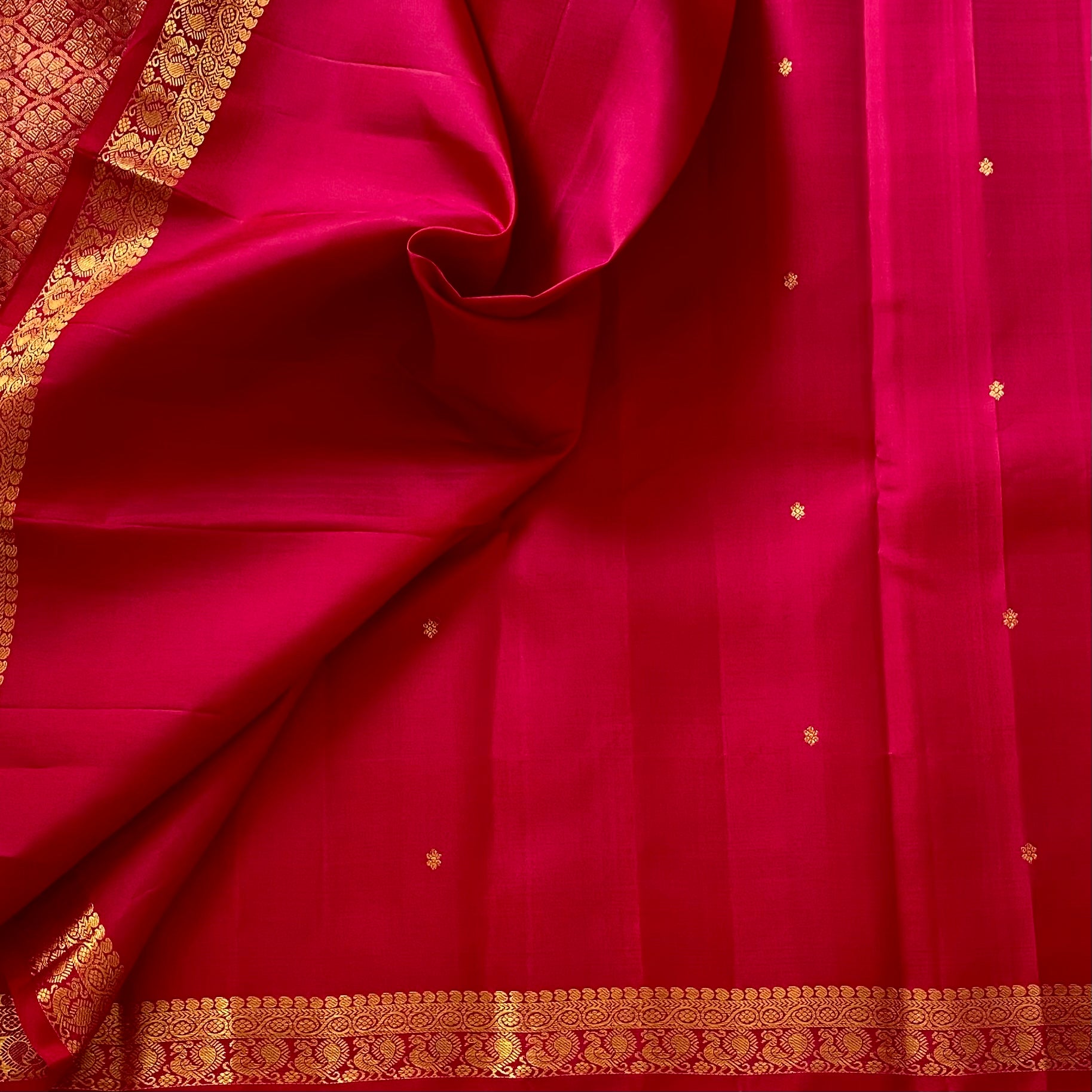 Reddish Pink Kanjeevaram Pure Zari Silk Saree With Ruby Red Pallu