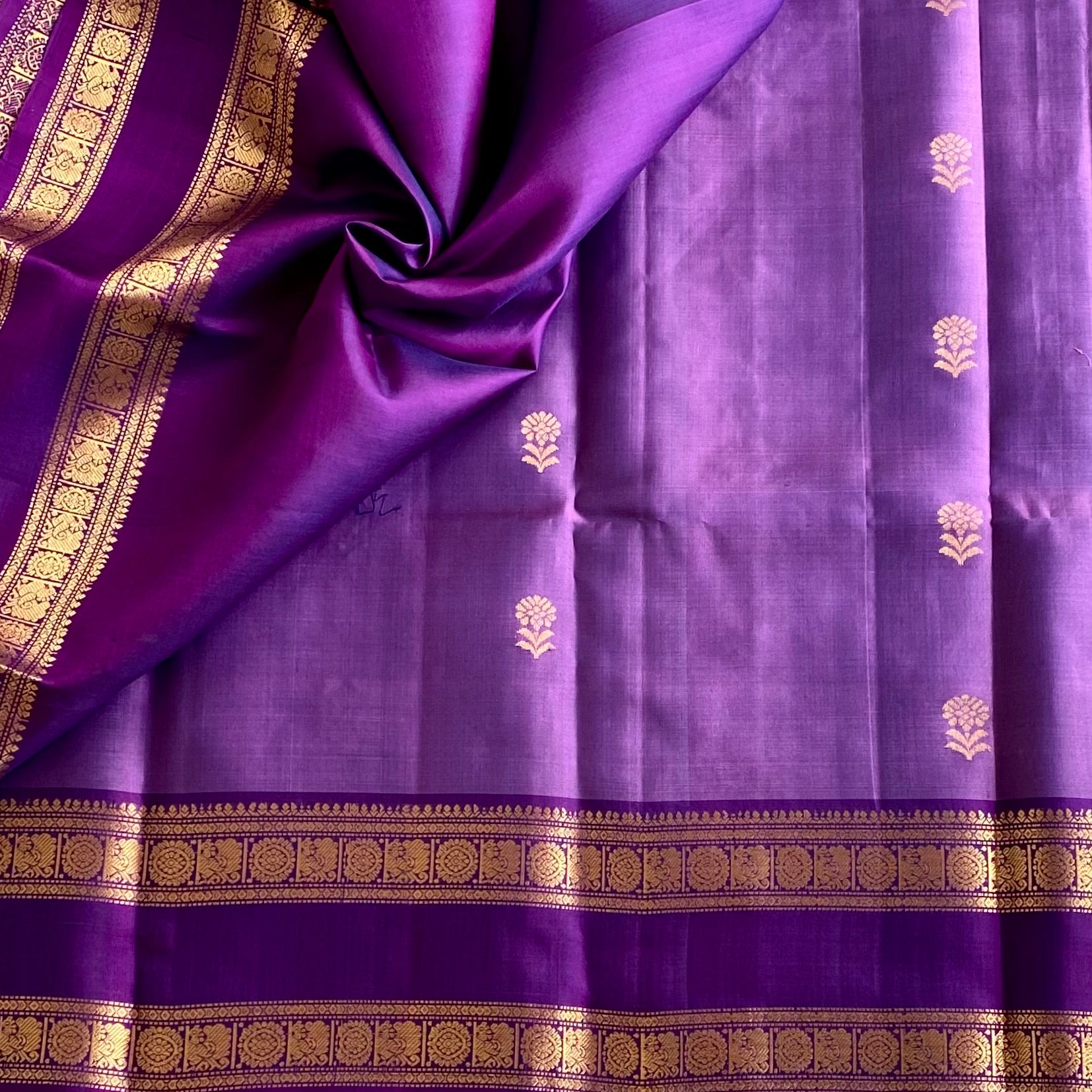 Metallic Lavender Designer Pure Silk With Cadbury Purple Pallu