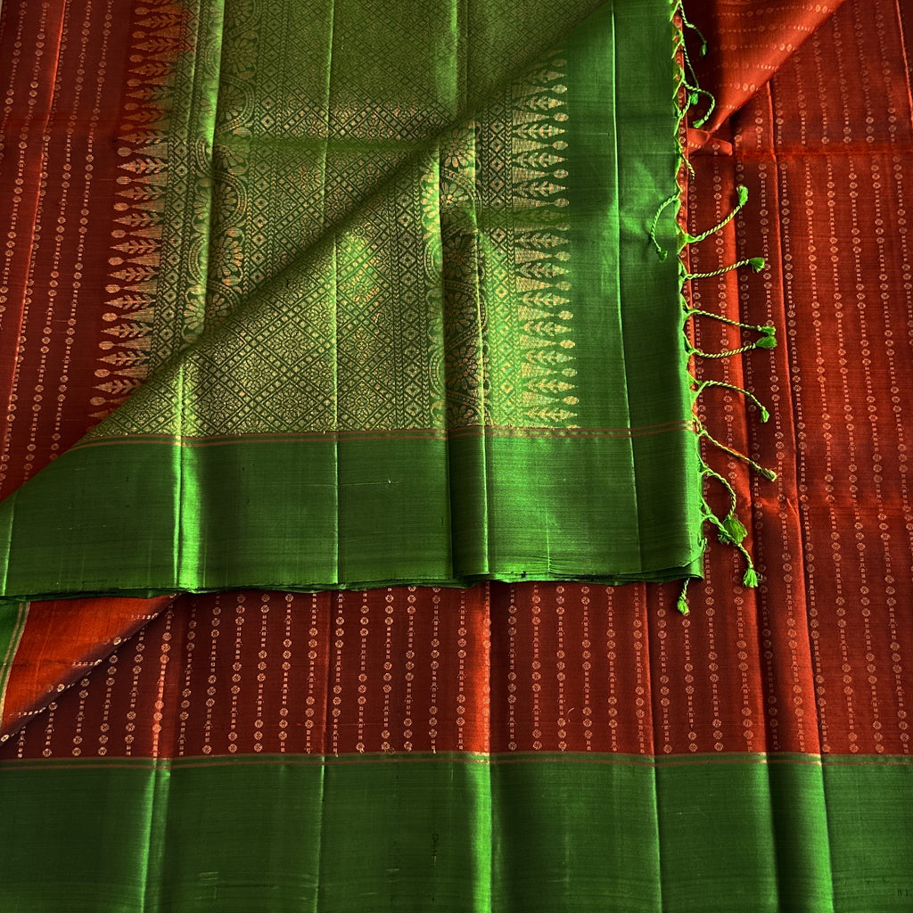 Traditional Green Red Silk Saree Gold Zari Pallu Tassel Border