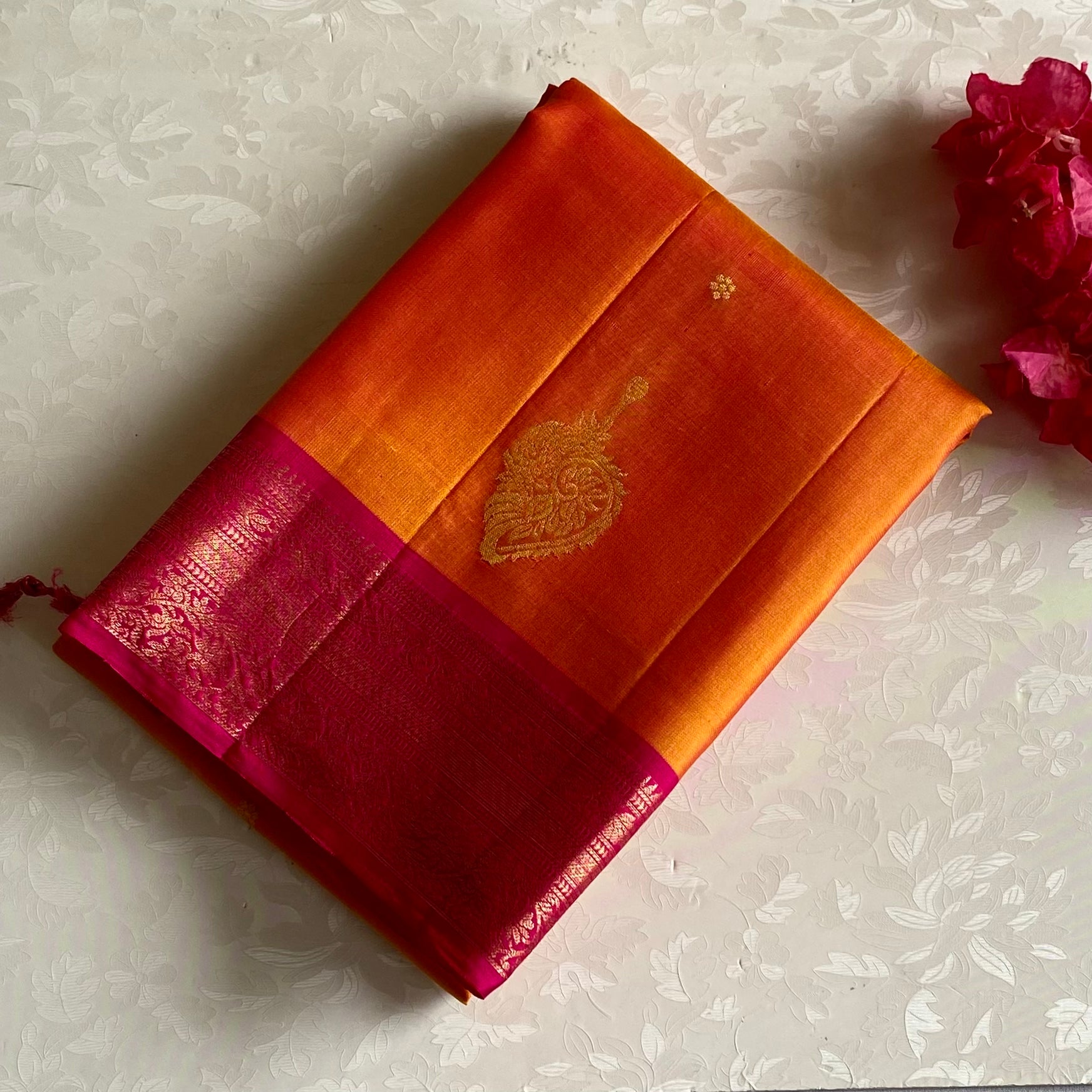 Tangerine Orange Designer Pure Silk Saree With Rani Pink Pallu