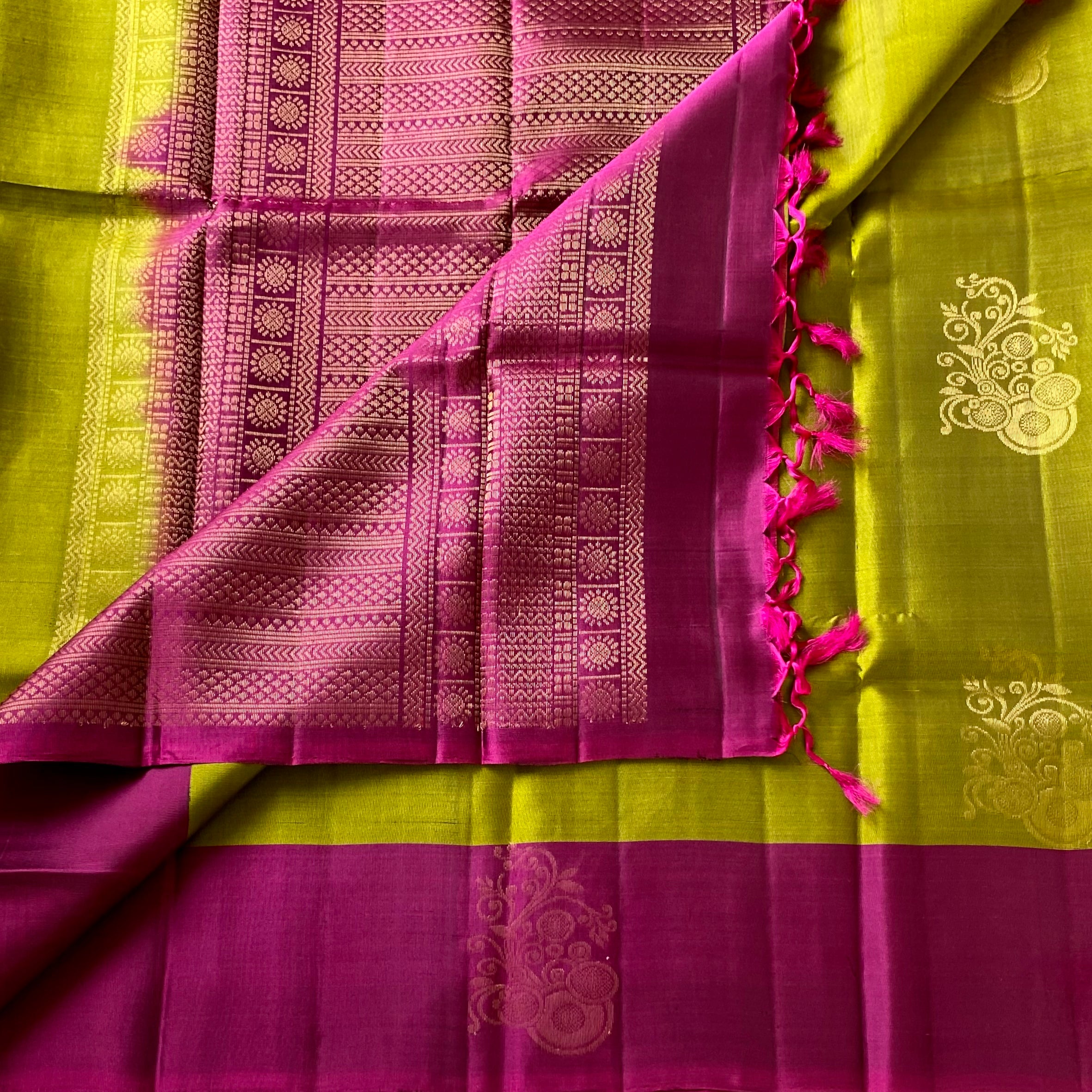 Magenta Olive Green Silk Saree Gold Brocade Floral Pallu
