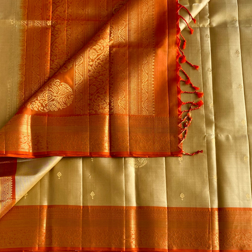Champagne Gold Designer Pure Silk Saree With Saffron Orange Pallu