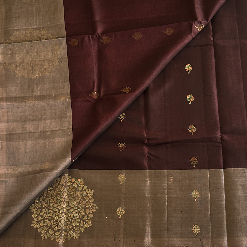 Burgundy Silk Zari Saree Antique Silver Pallu Traditional Festive Elegant