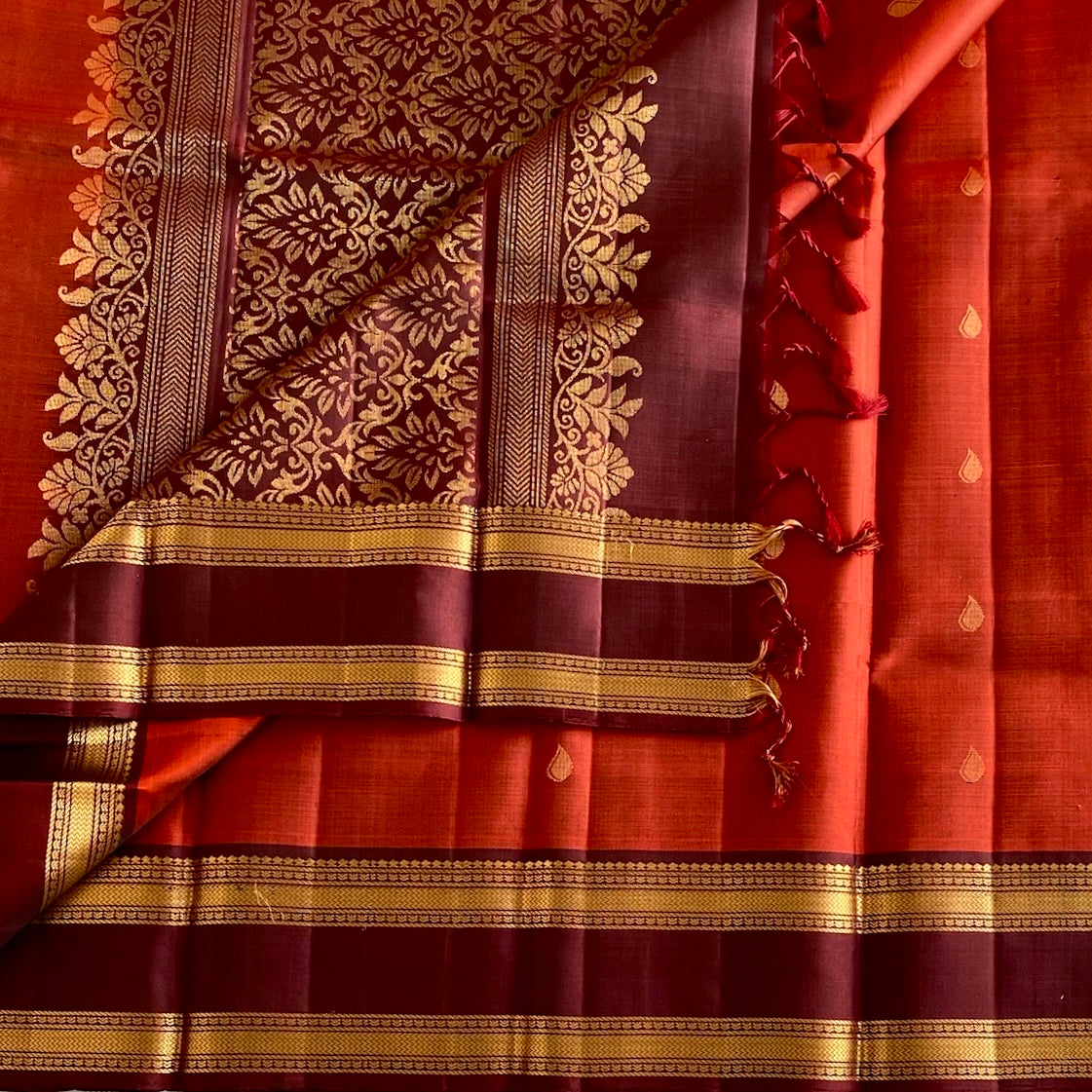 Burnt Orange Designer Pure Silk Stunner With Deep Maroon Pallu
