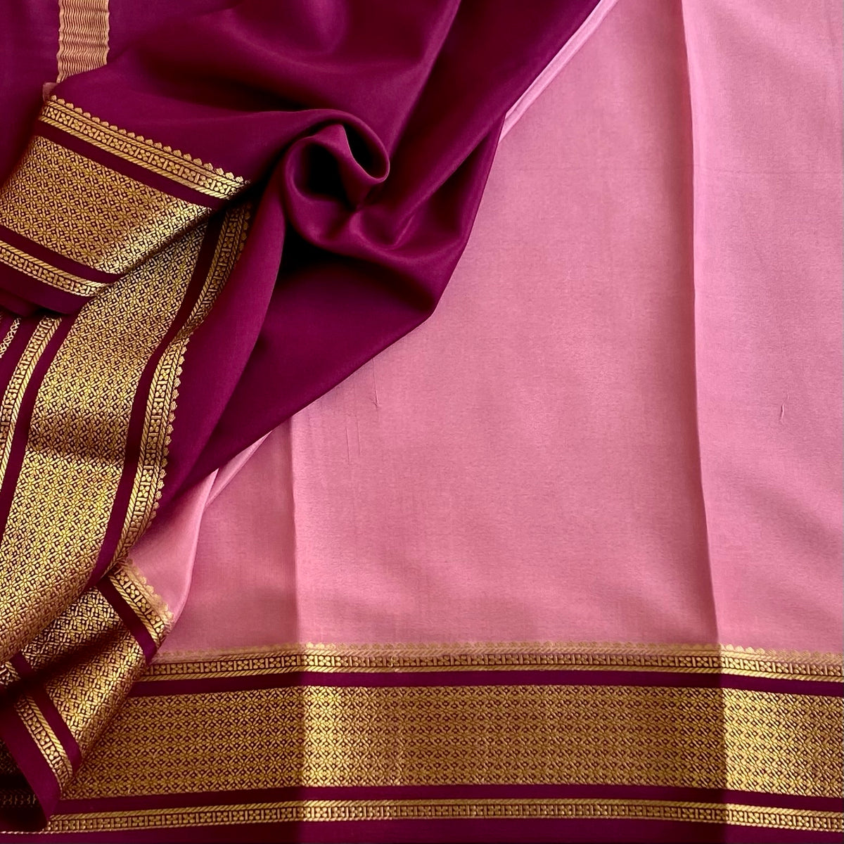 Mauve Pink & Magenta Metallic Gold Mysore Crepe Silk Saree