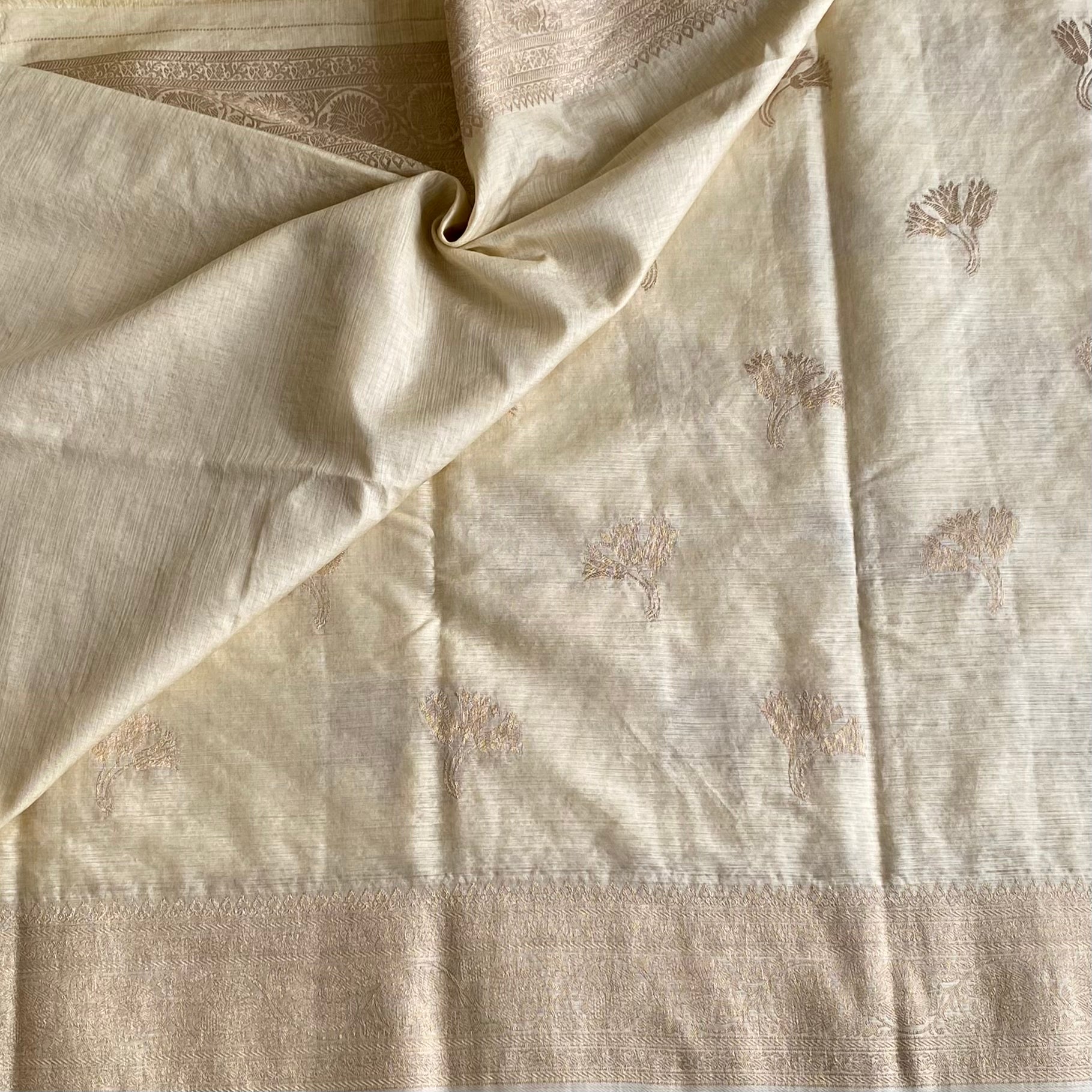 Ivory Soft Tussar Silk Saree With Antique Gold Pallu And Border