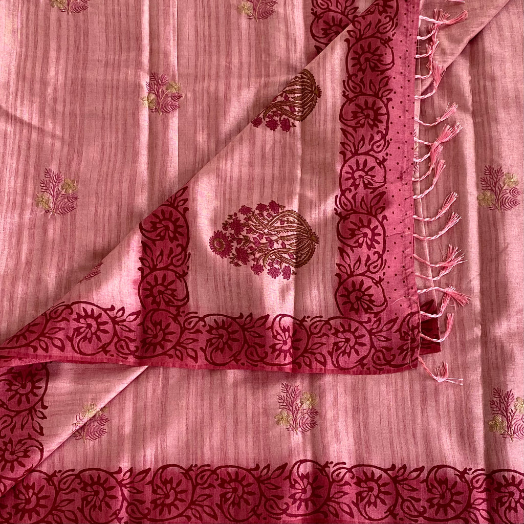 Light Pink Saree with Magenta Floral Border Paisley Gold Threadwork