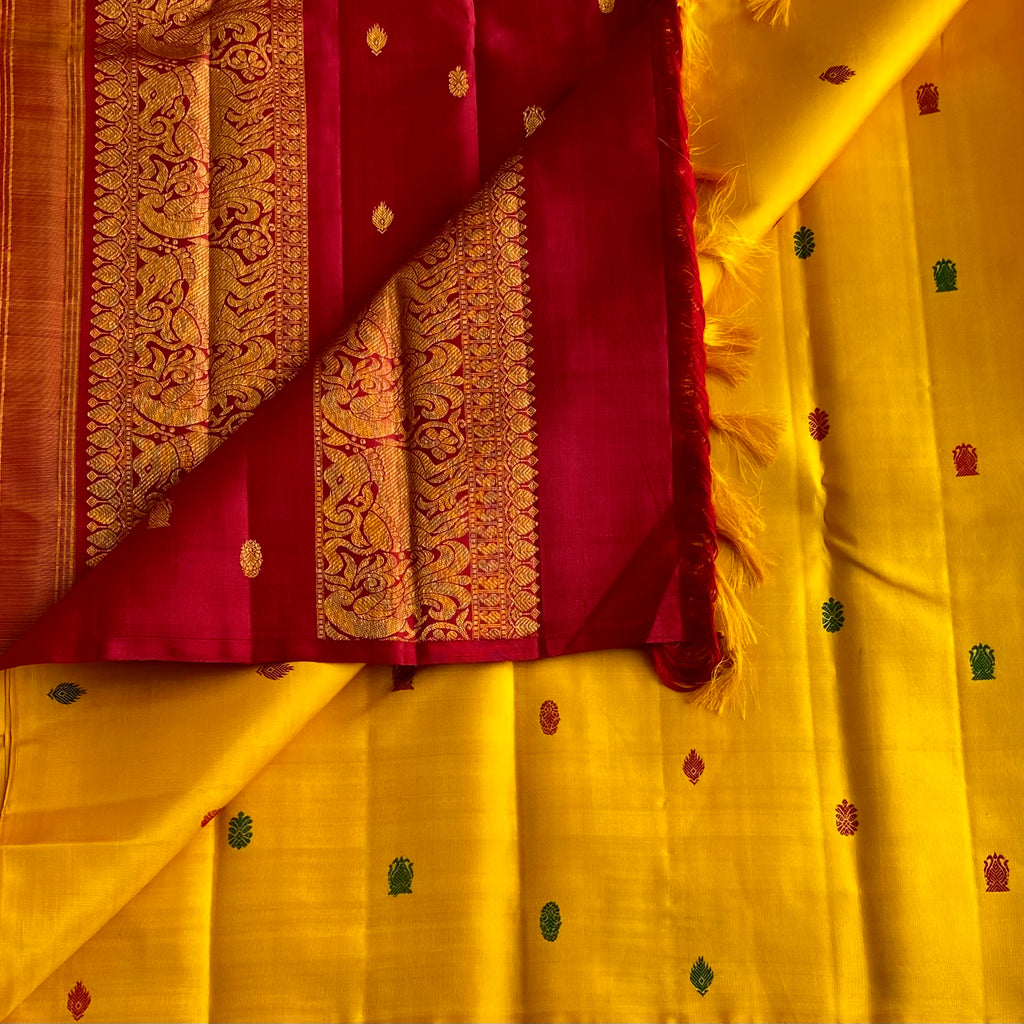 Golden Yellow Kanjeevaram Pure Zari Silk Saree With Deep Reddish Maroon Pallu
