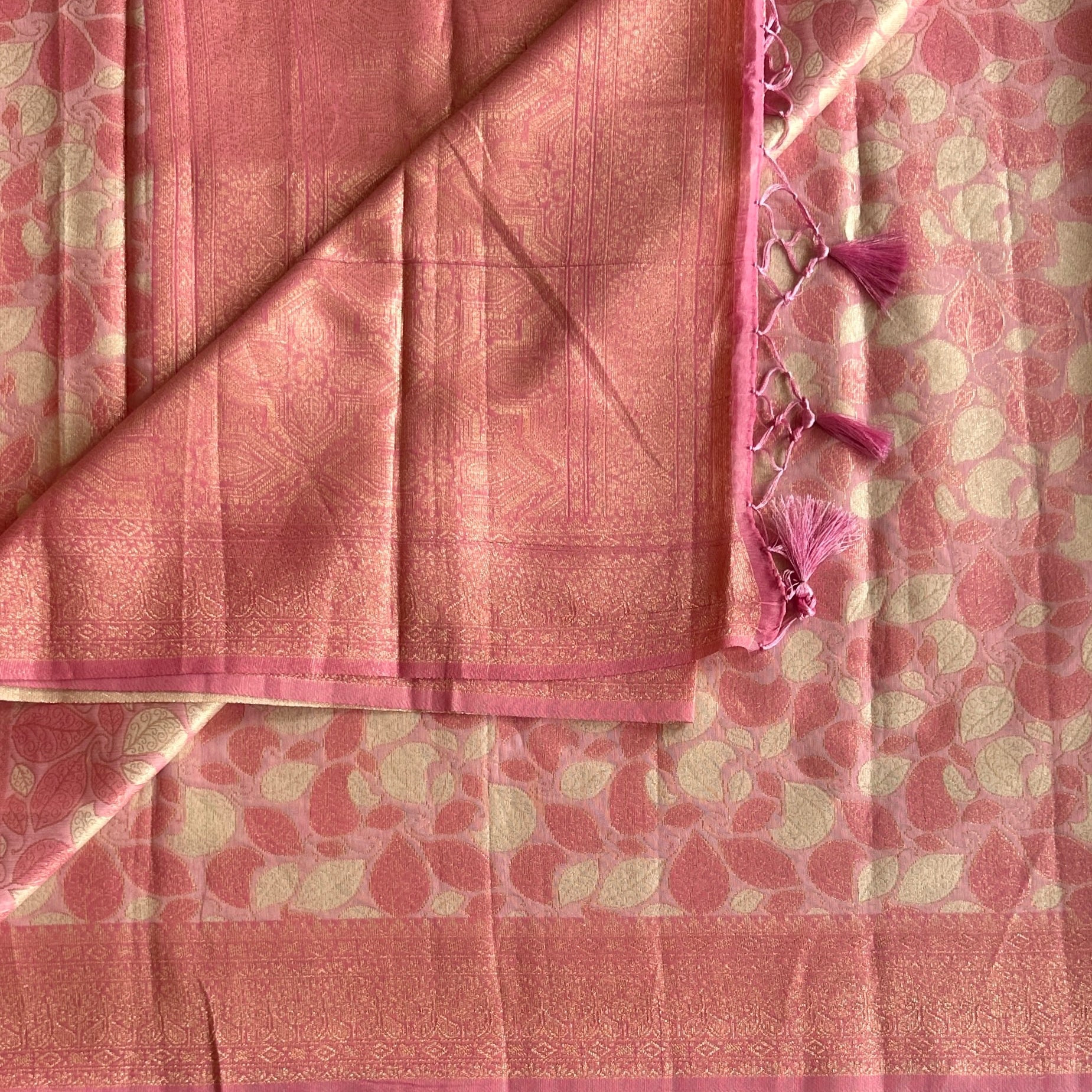 Rose Pink Silk Saree Pale Gold Leaf Zari Border Tassel Pallu