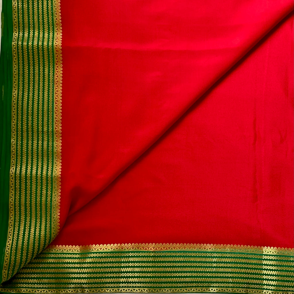 Crimson red wit bottle green Mysore silk stunner