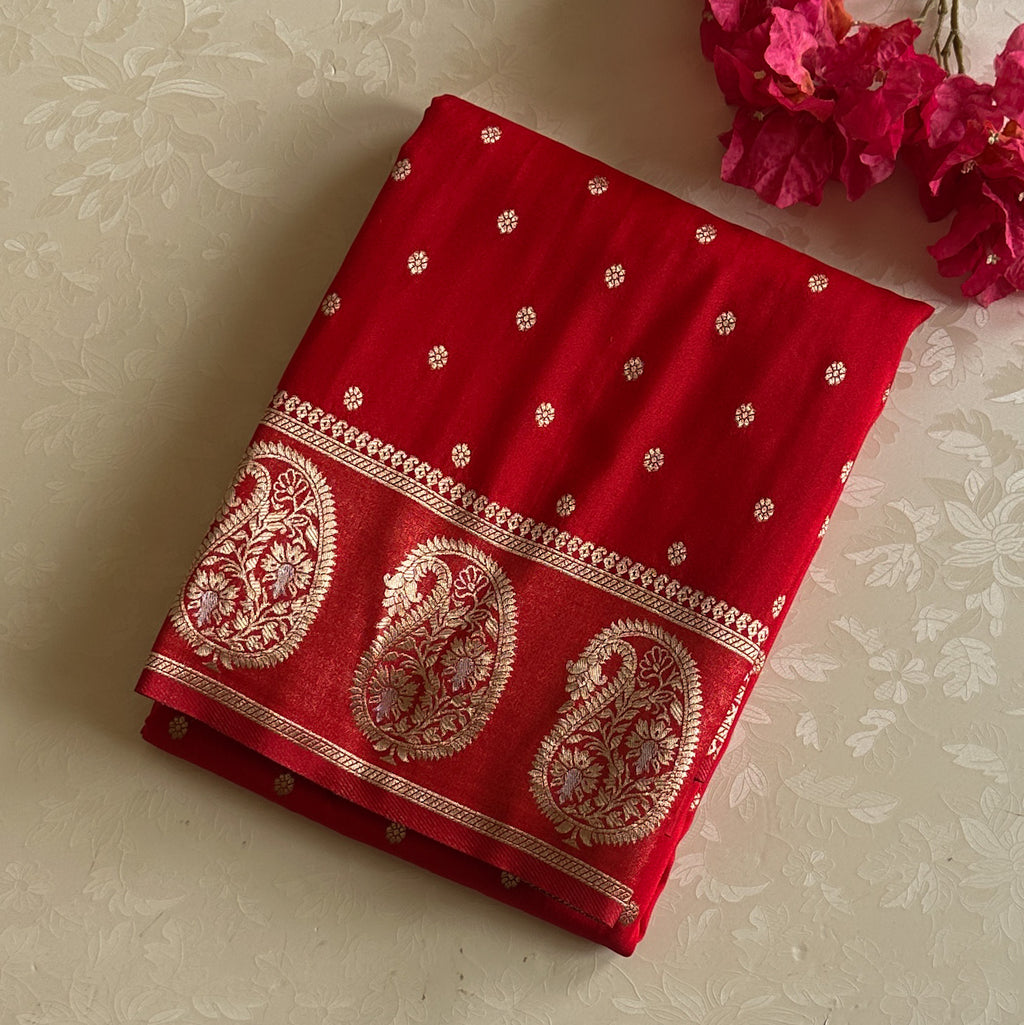 Elegant Crimson Gold Brocade Saree Paisley Border Wedding Traditional Silk