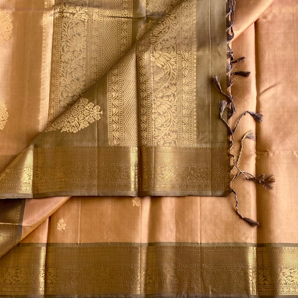 Rarest Peach Copper Designer Pure Silk Saree With Antique Bronze Pallu