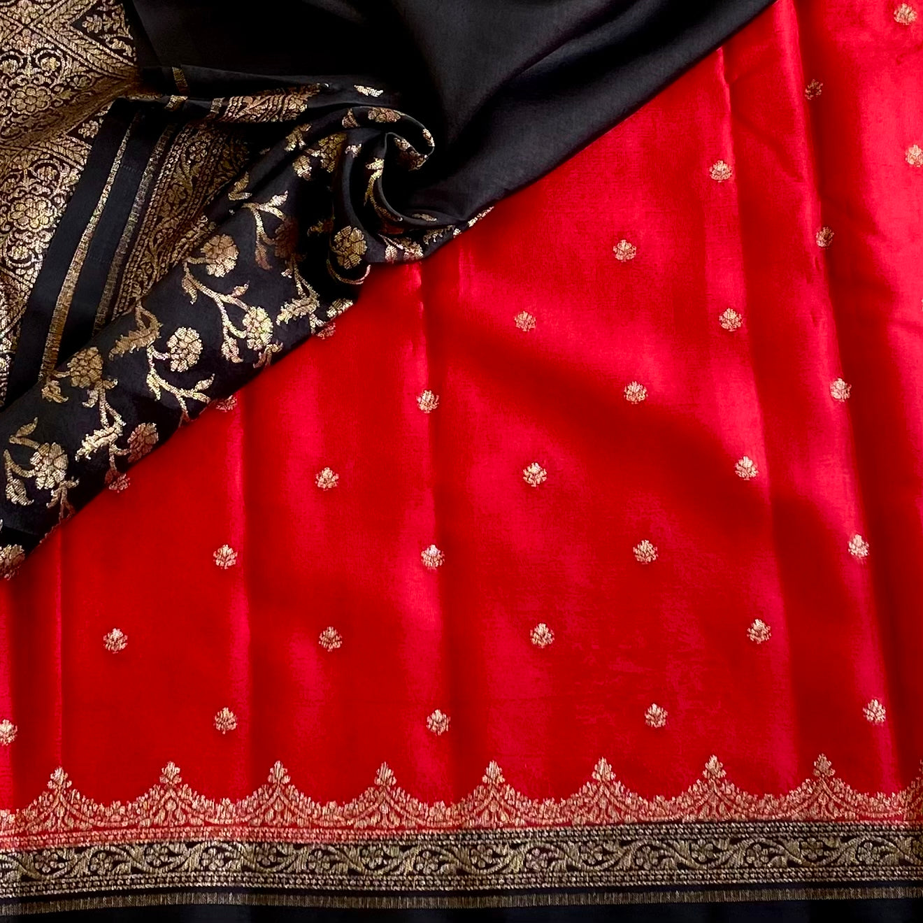 Banarasi Crepe Silk Scarlet Red With Jet Black Pallu