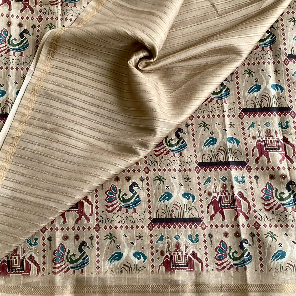 Champagne Beige Soft Tussar Silk Saree With Maroon Block Motifs