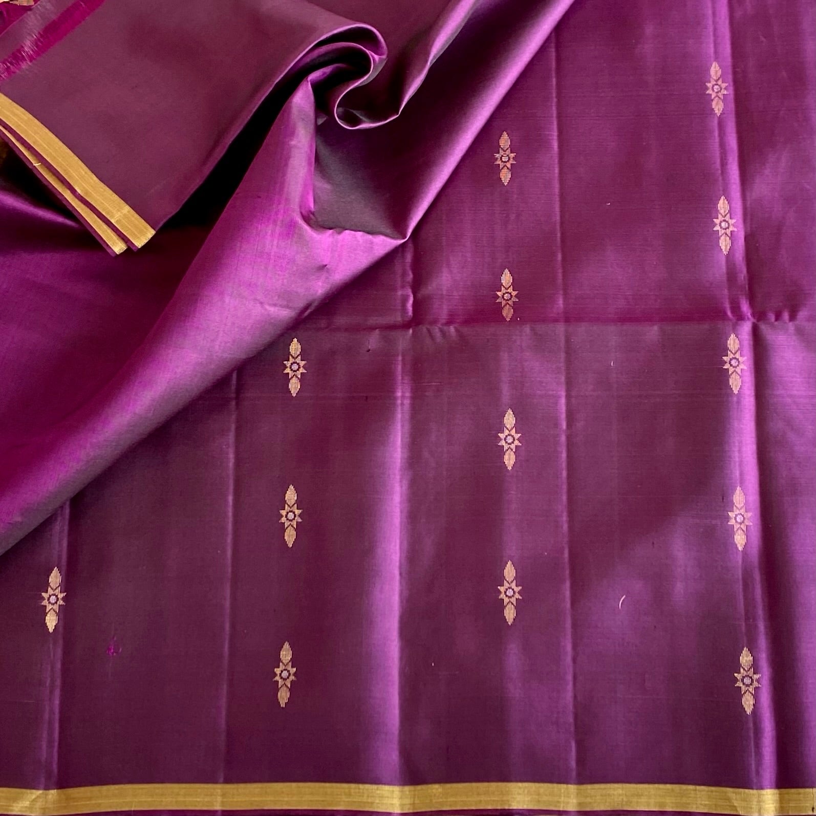 Deep Purple Designer Pure Silk Saree With Antique Gold Pallu