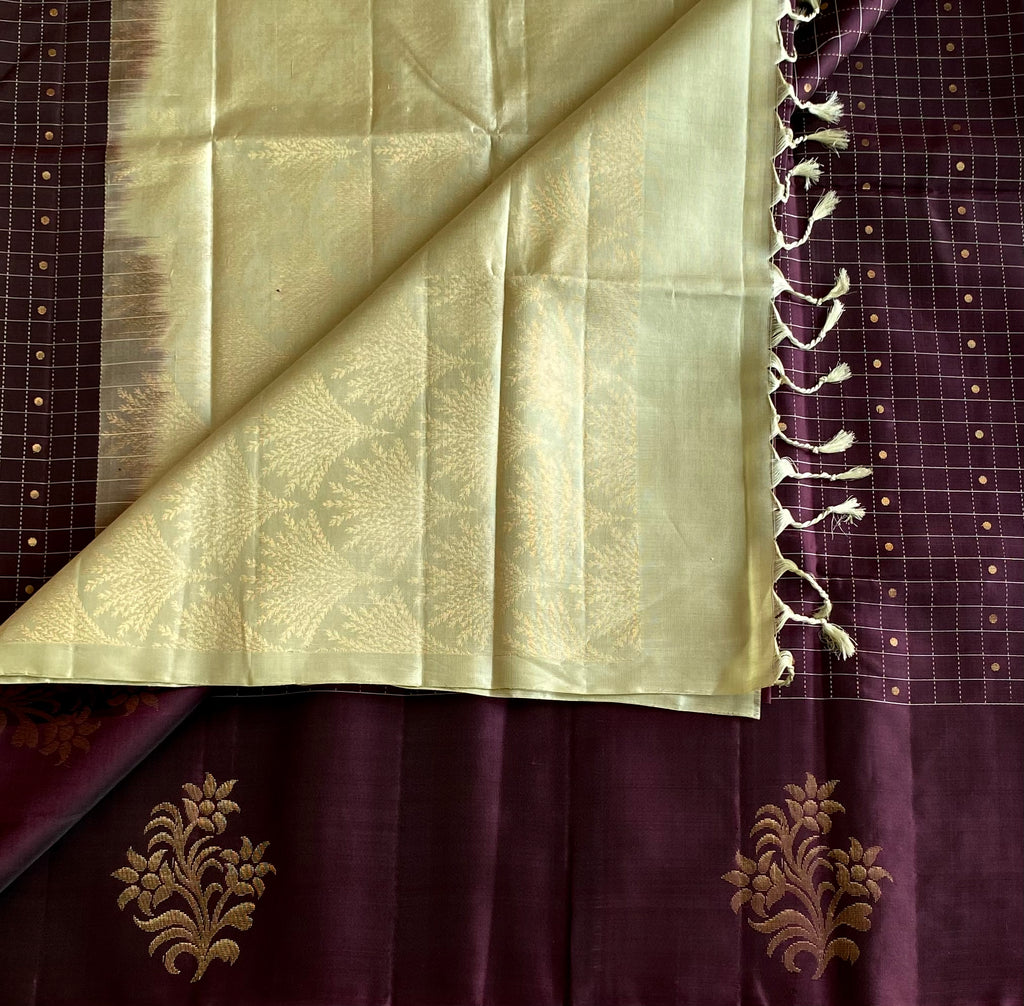 Plum Silk Saree with Champagne Pallu Rose Gold Brocade Border
