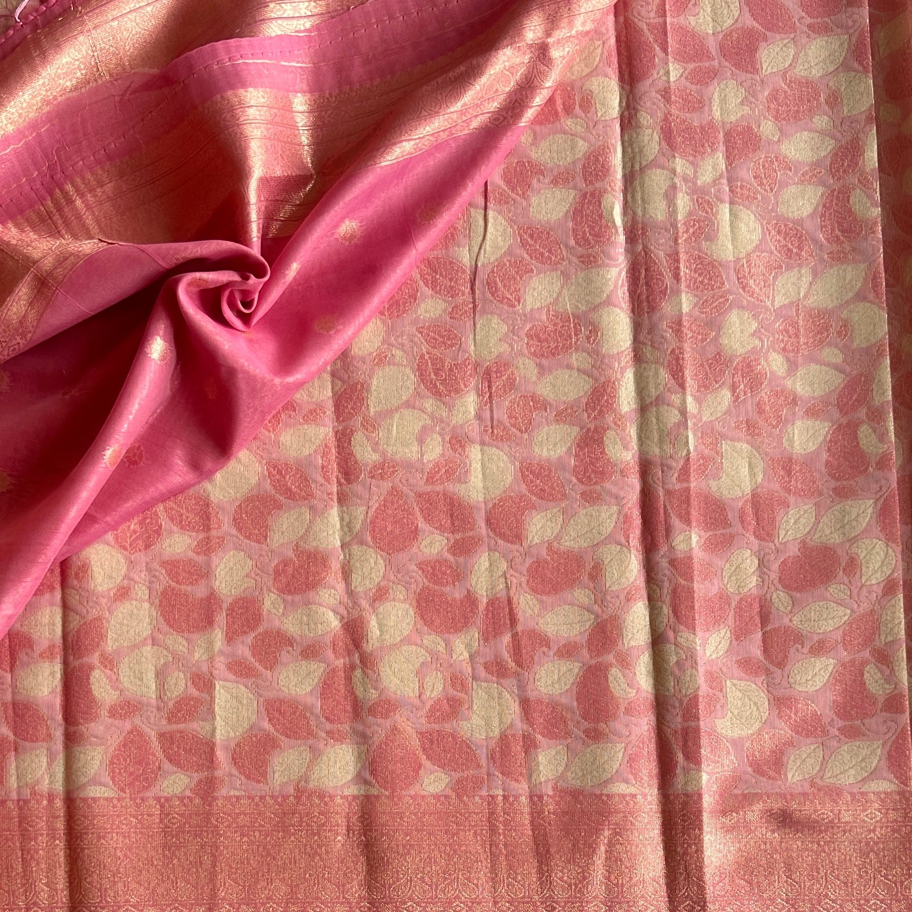 Rose Pink Silk Saree Pale Gold Leaf Zari Border Tassel Pallu