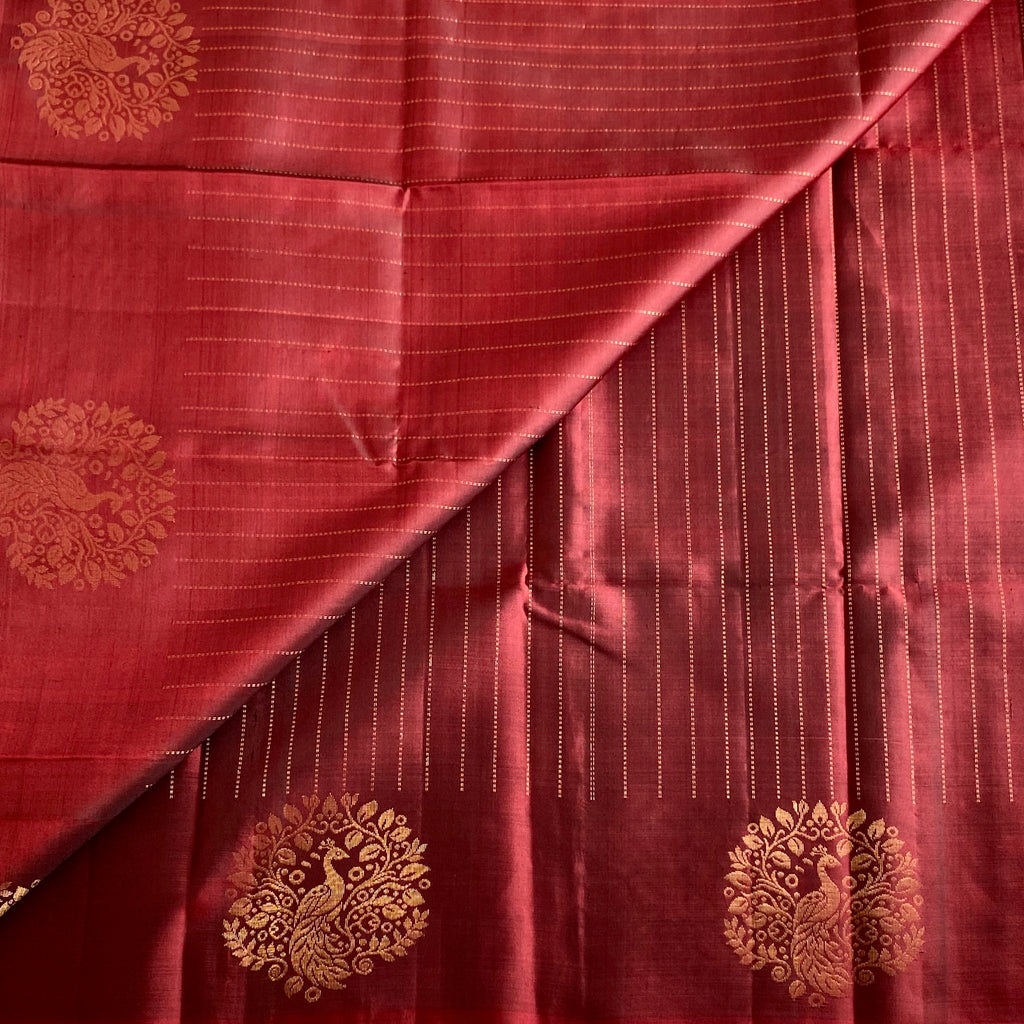 Deep Maroon Designer Pure Silk Saree With Metallic Gold Border And Pallu